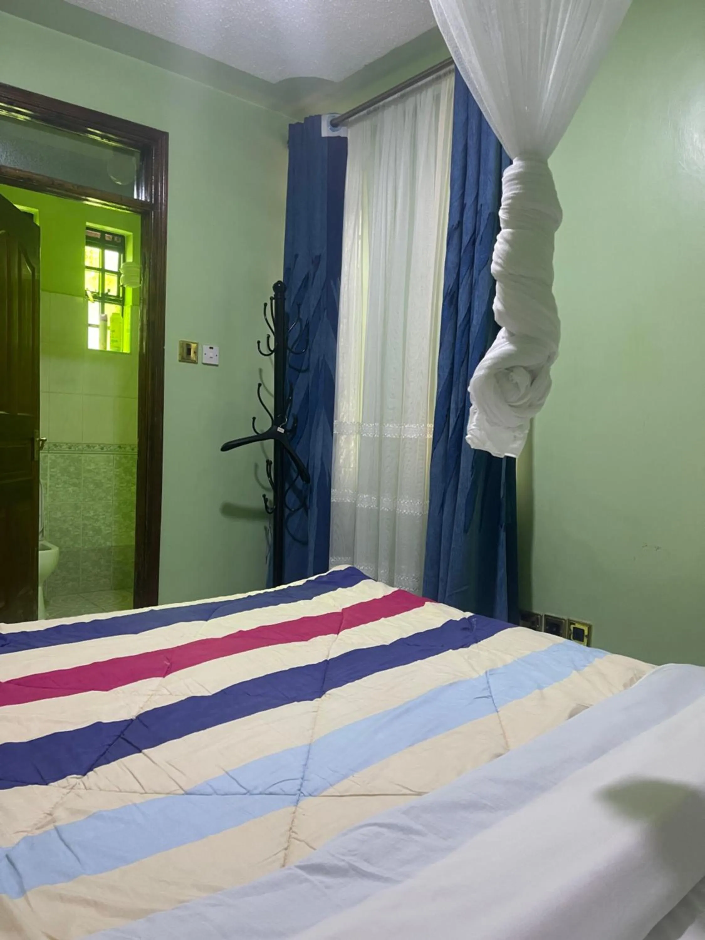 Bed in Palm Nest - Near JKIA