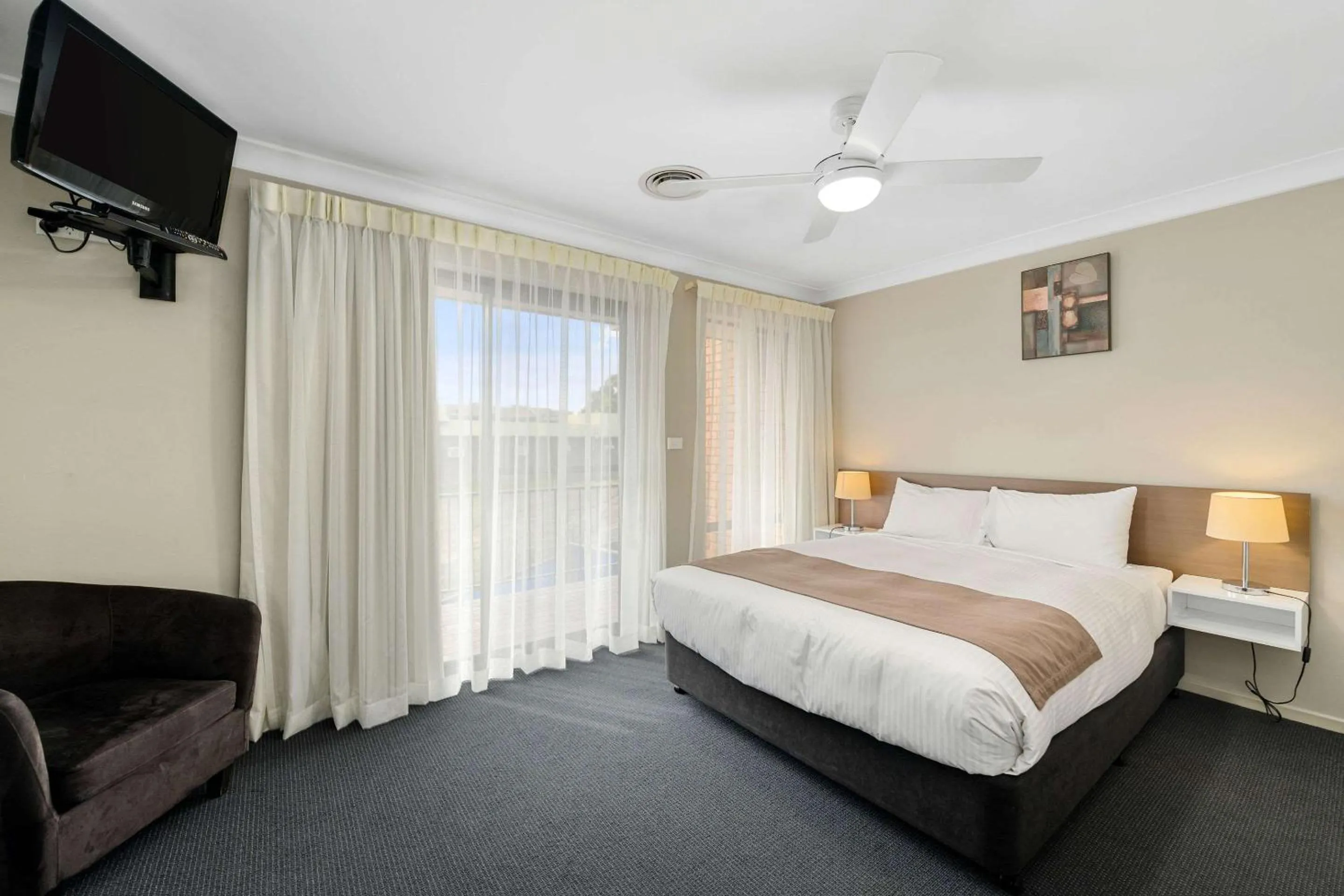 Bedroom, Bed in Quality Hotel City Centre