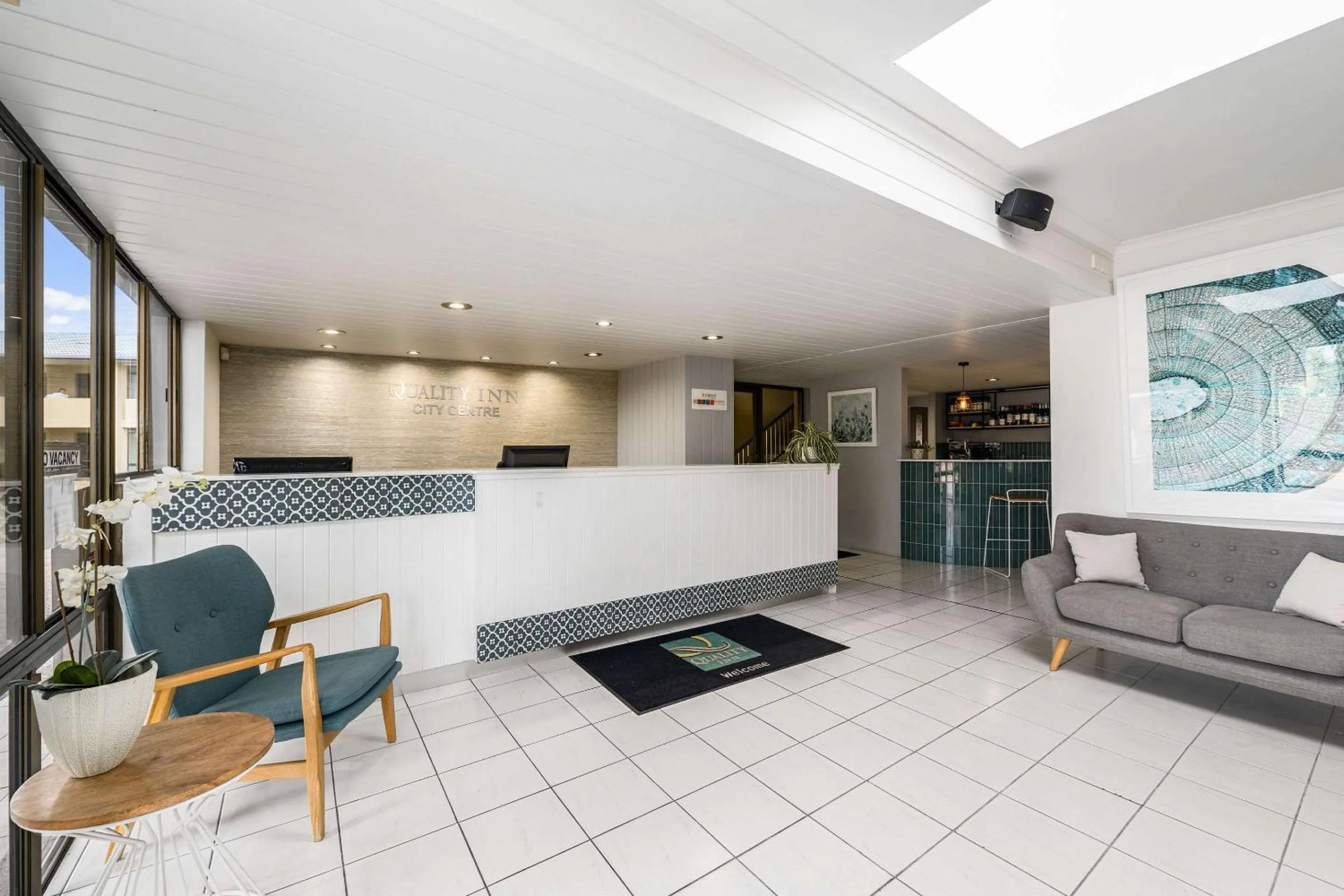 Lobby or reception in Quality Hotel City Centre