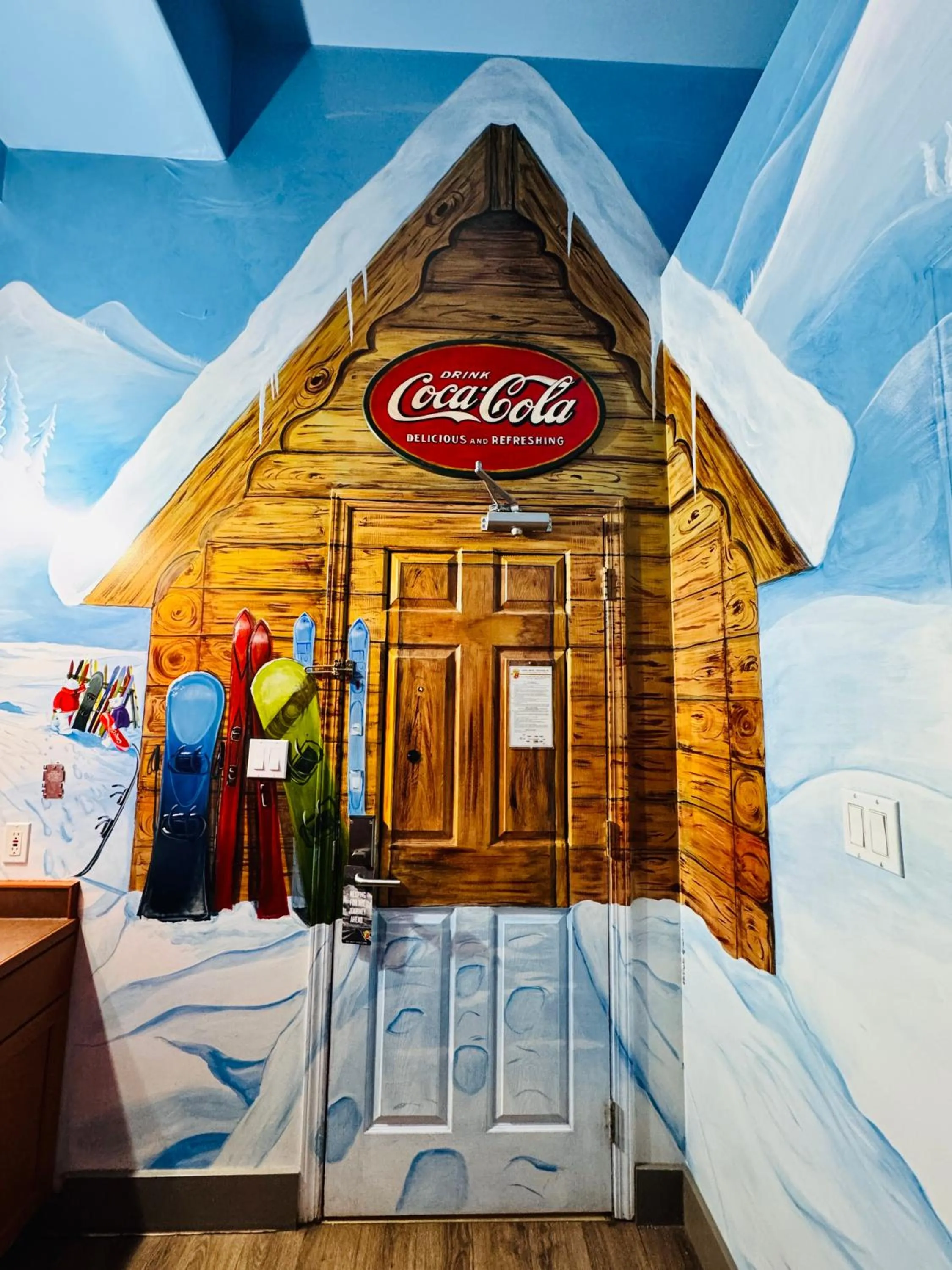 Text overlay, Bed in Super 8 by Wyndham Castlegar BC