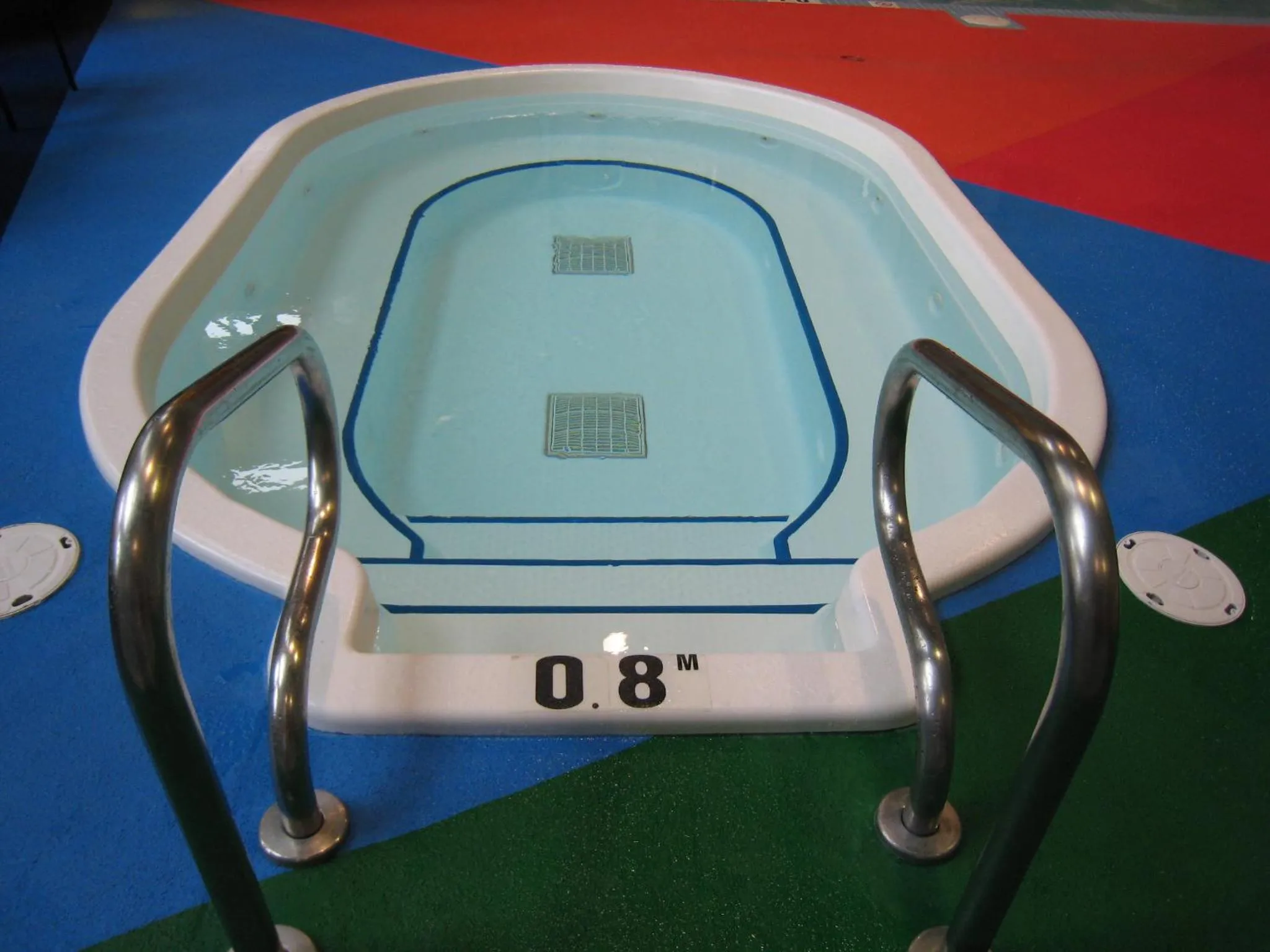 Hot Tub in Super 8 by Wyndham Castlegar BC