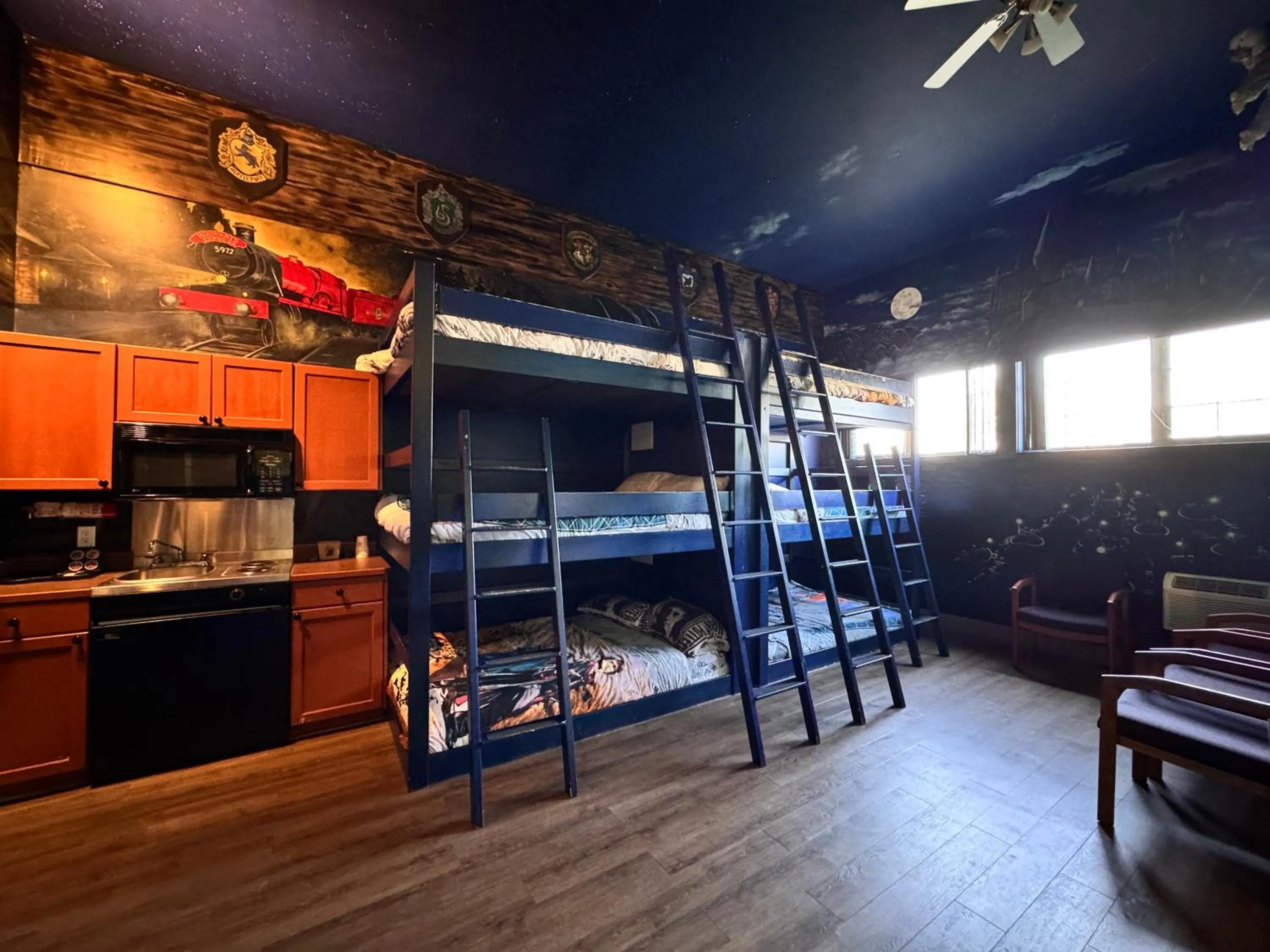 Bed in Super 8 by Wyndham Castlegar BC