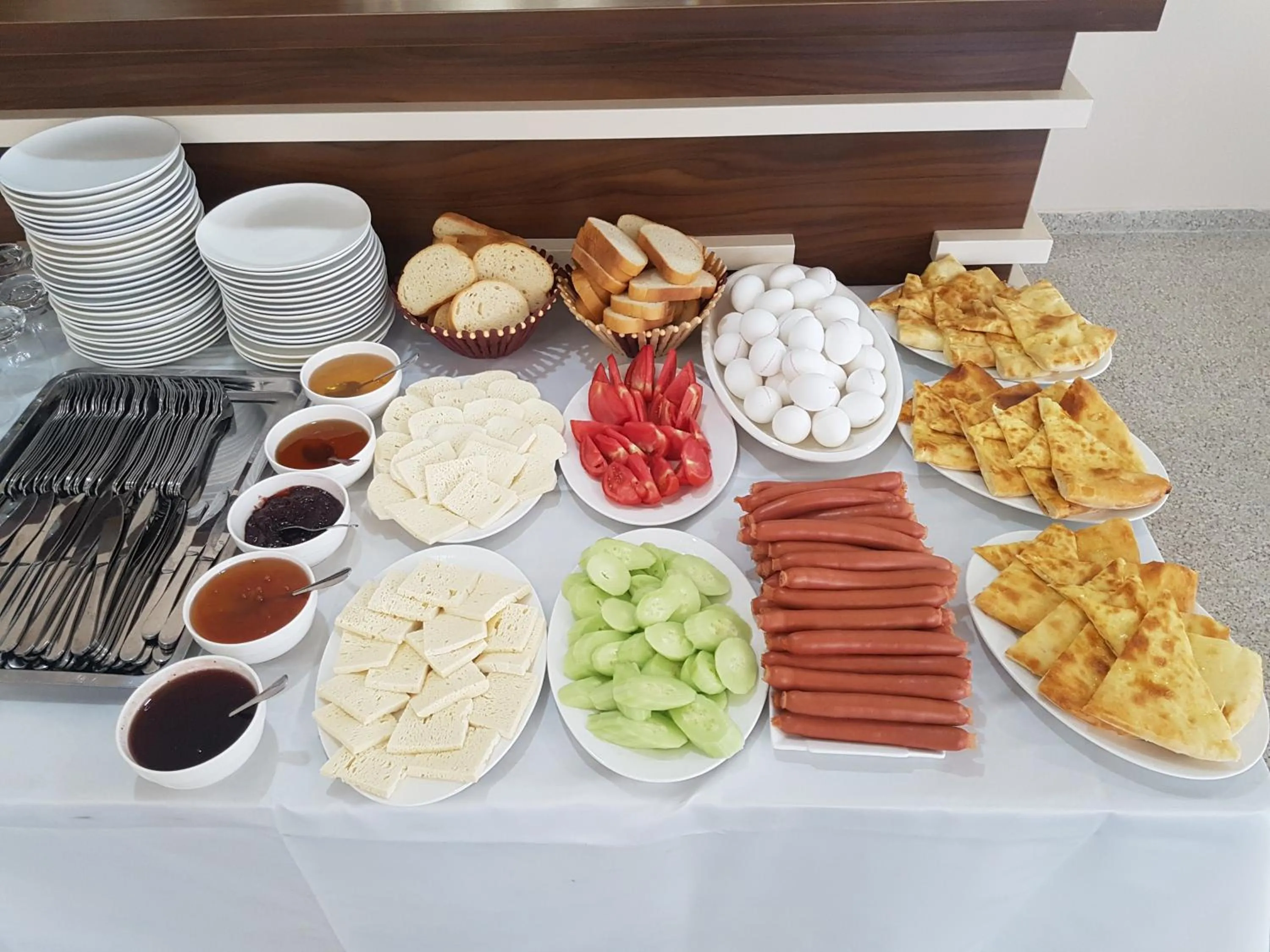 Breakfast in Hotel 725 B