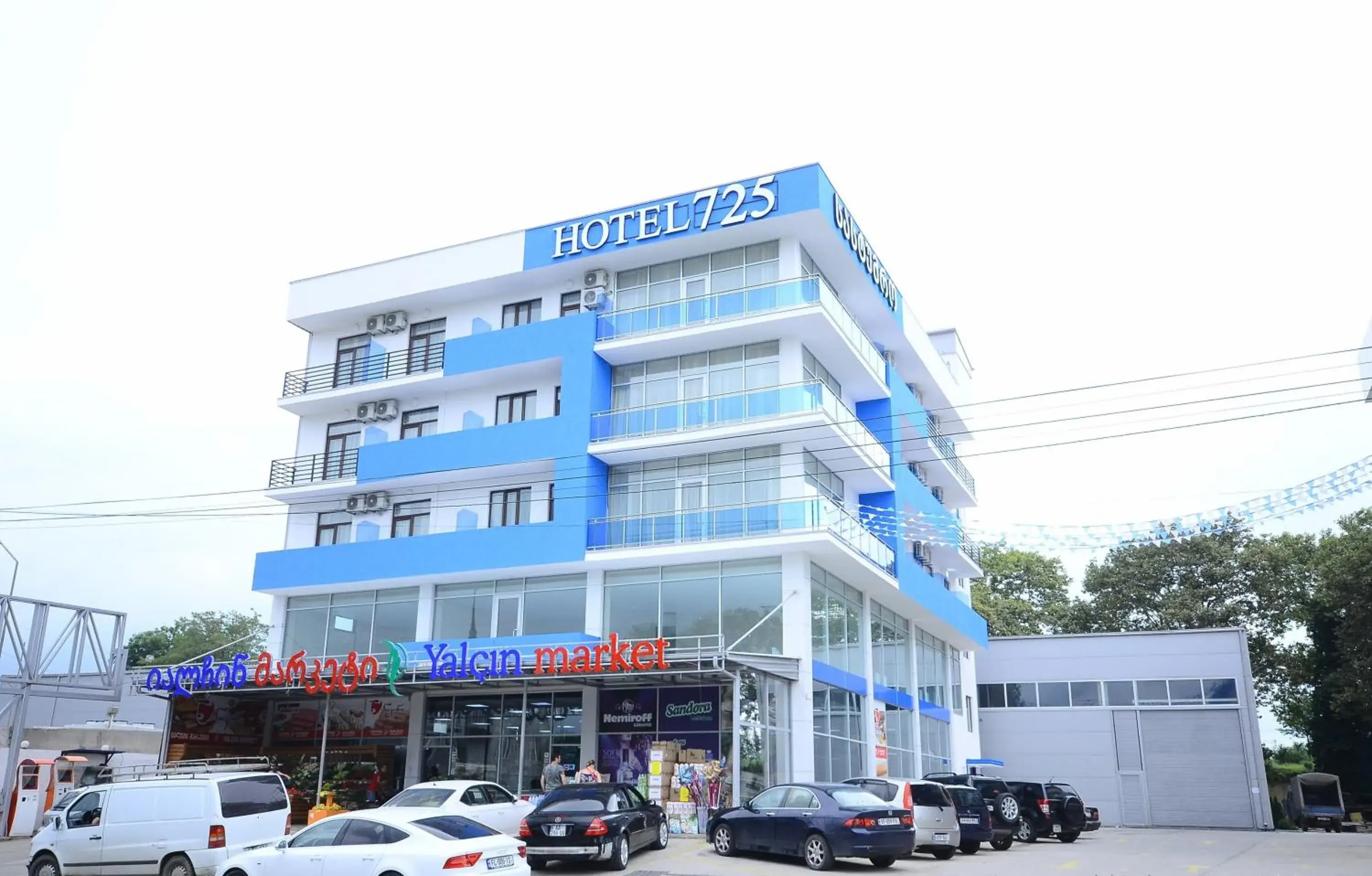 Hotel 725 B Hotel 725 B