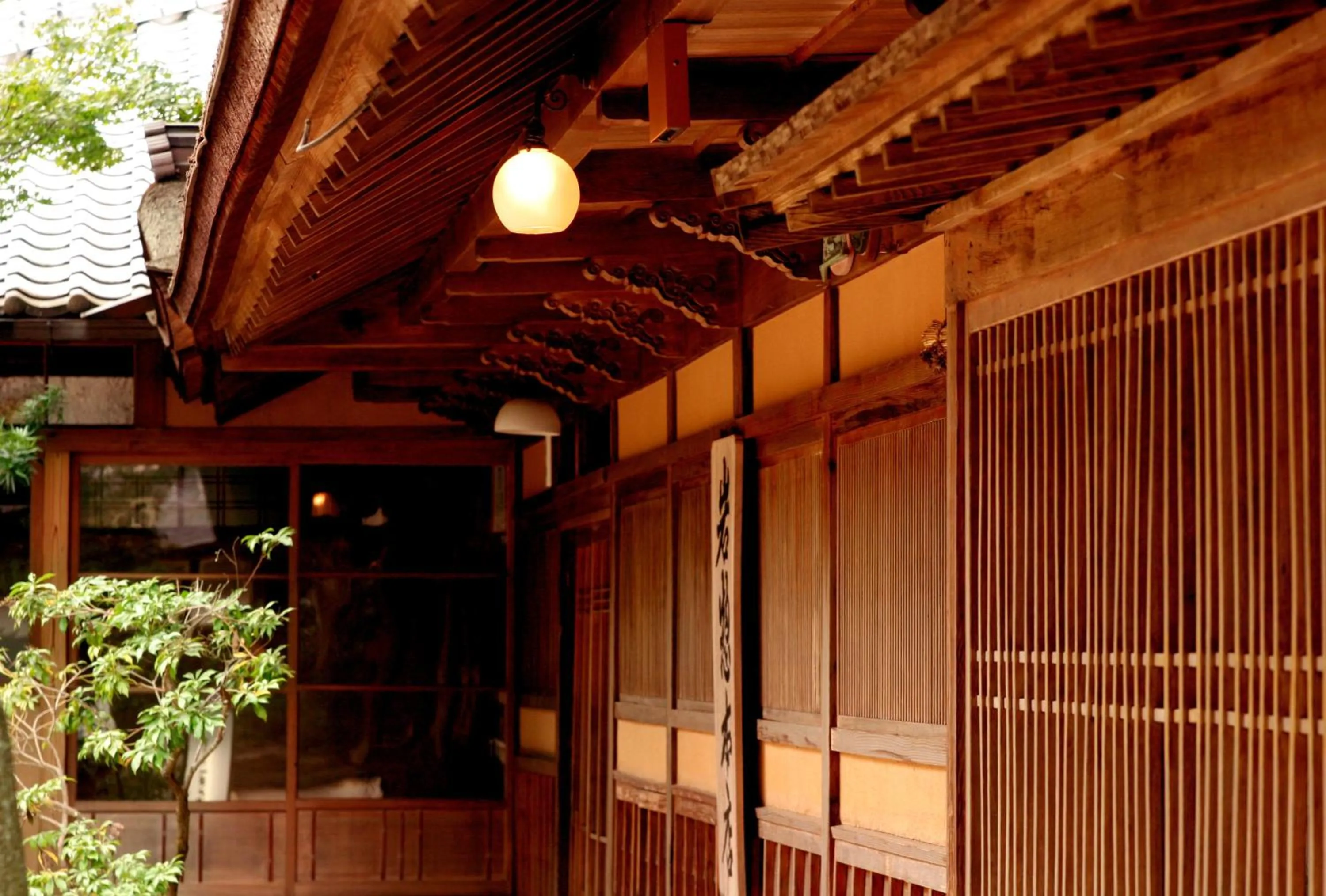 Property building in Iwaso