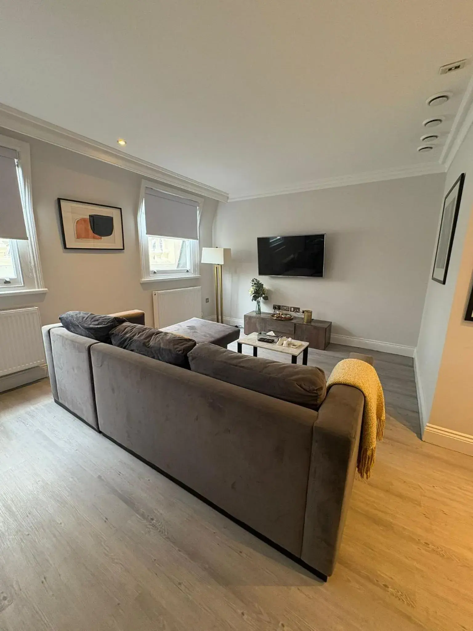 Living room in Commodore Hotel Living room in Commodore Hotel