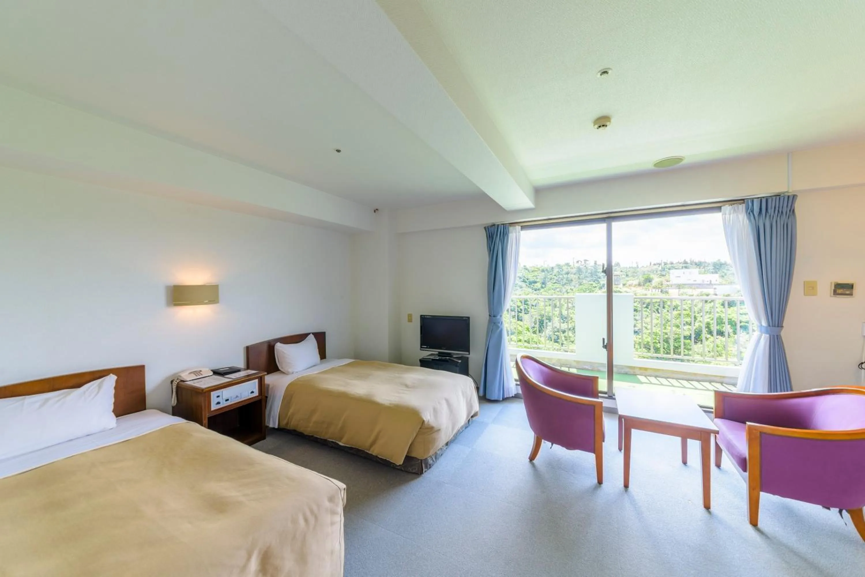 Photo of the whole room in Kanehide Onna Marine View Palace