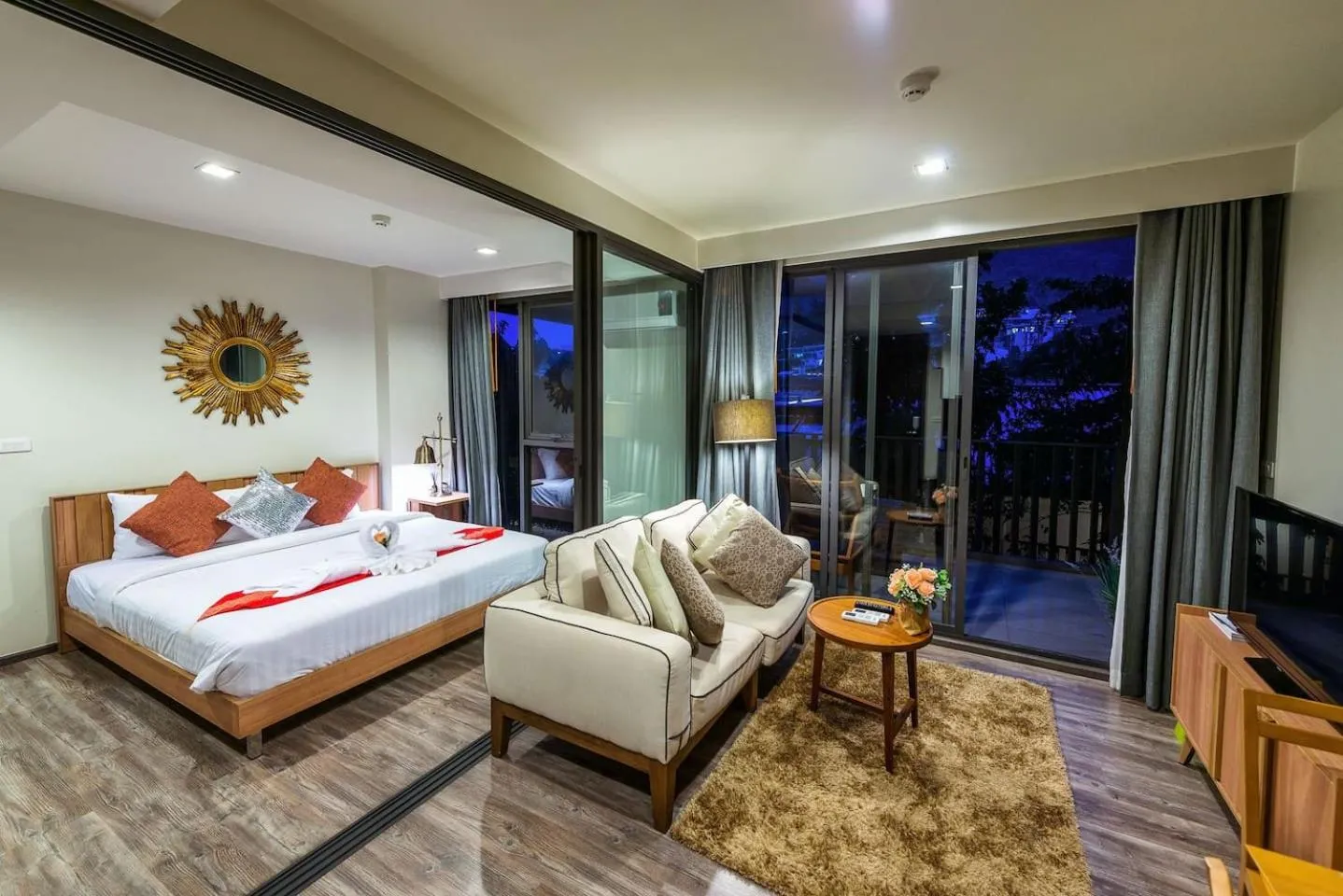 Photo of the whole room, Bed in The Deck Patong by VIP