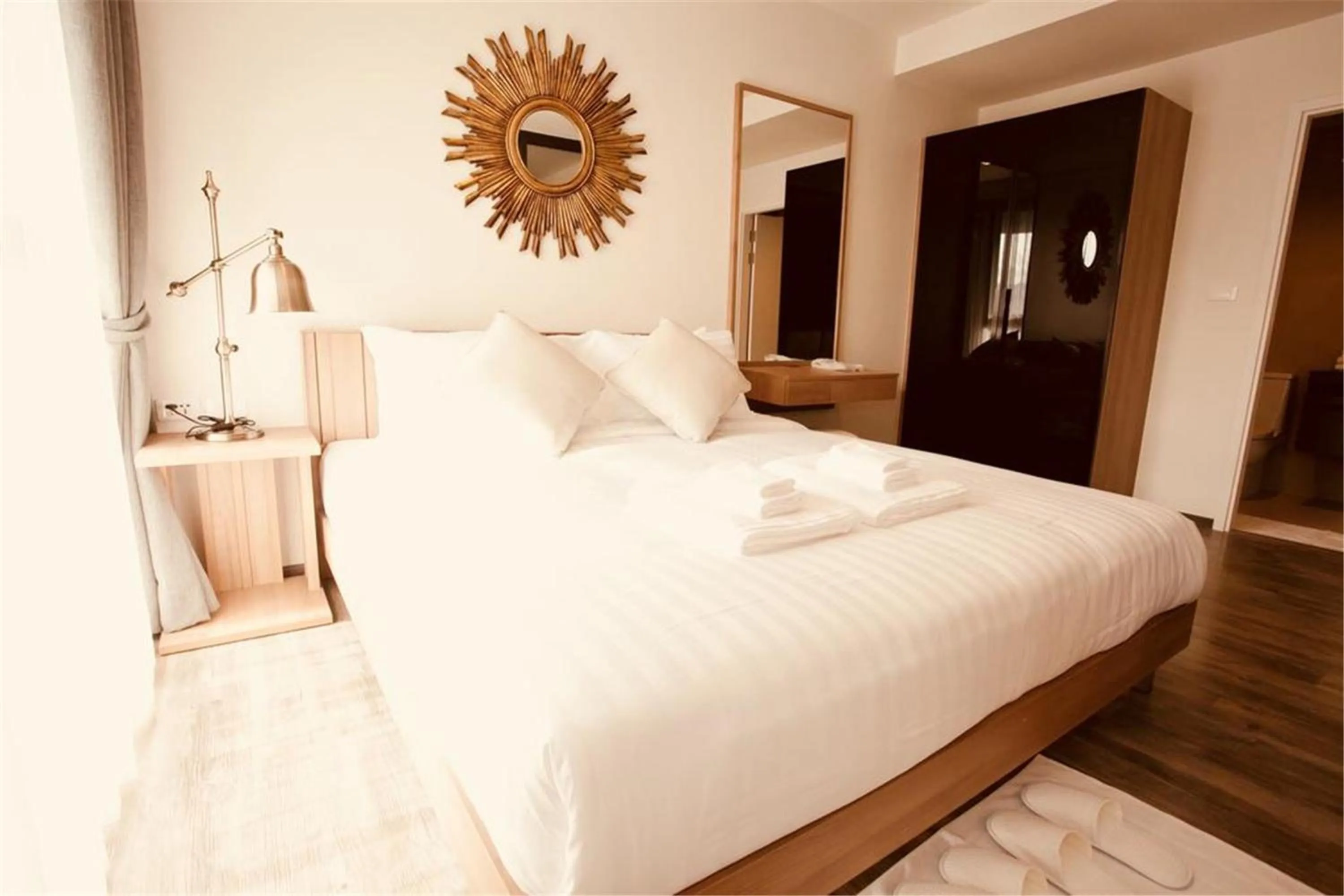 Bed in The Deck Patong by VIP