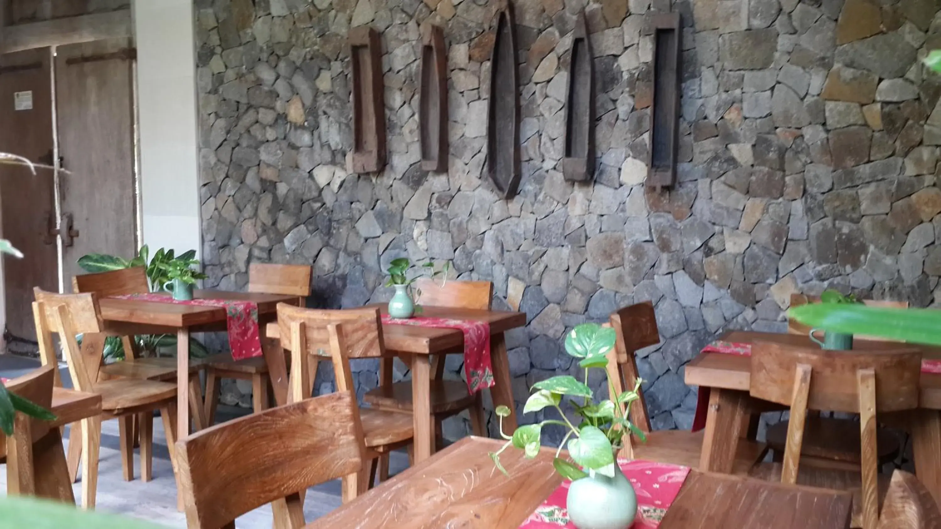 Restaurant/places to eat in Uma Karan Restaurant/places to eat in Uma Karan