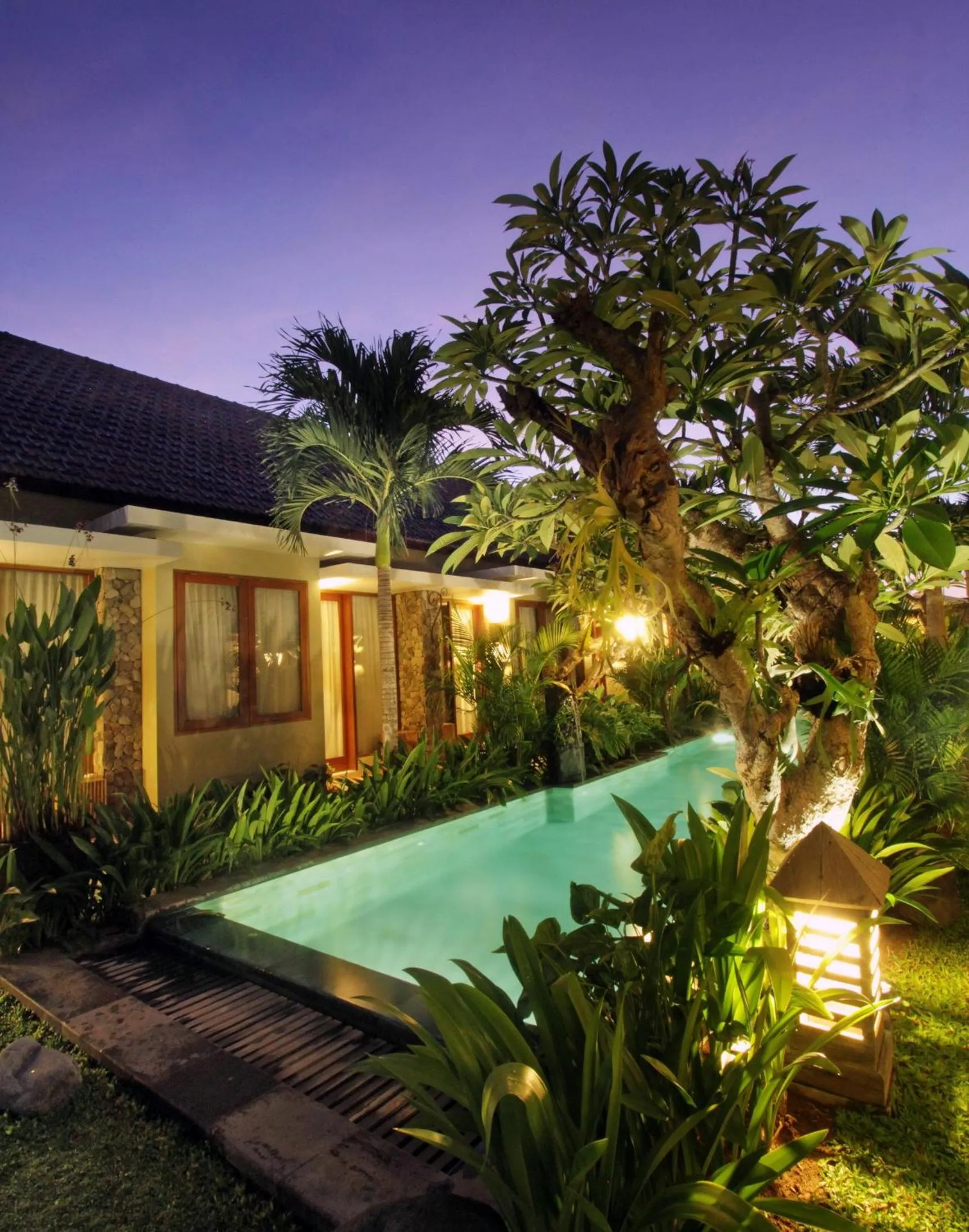 Swimming pool in Uma Karan