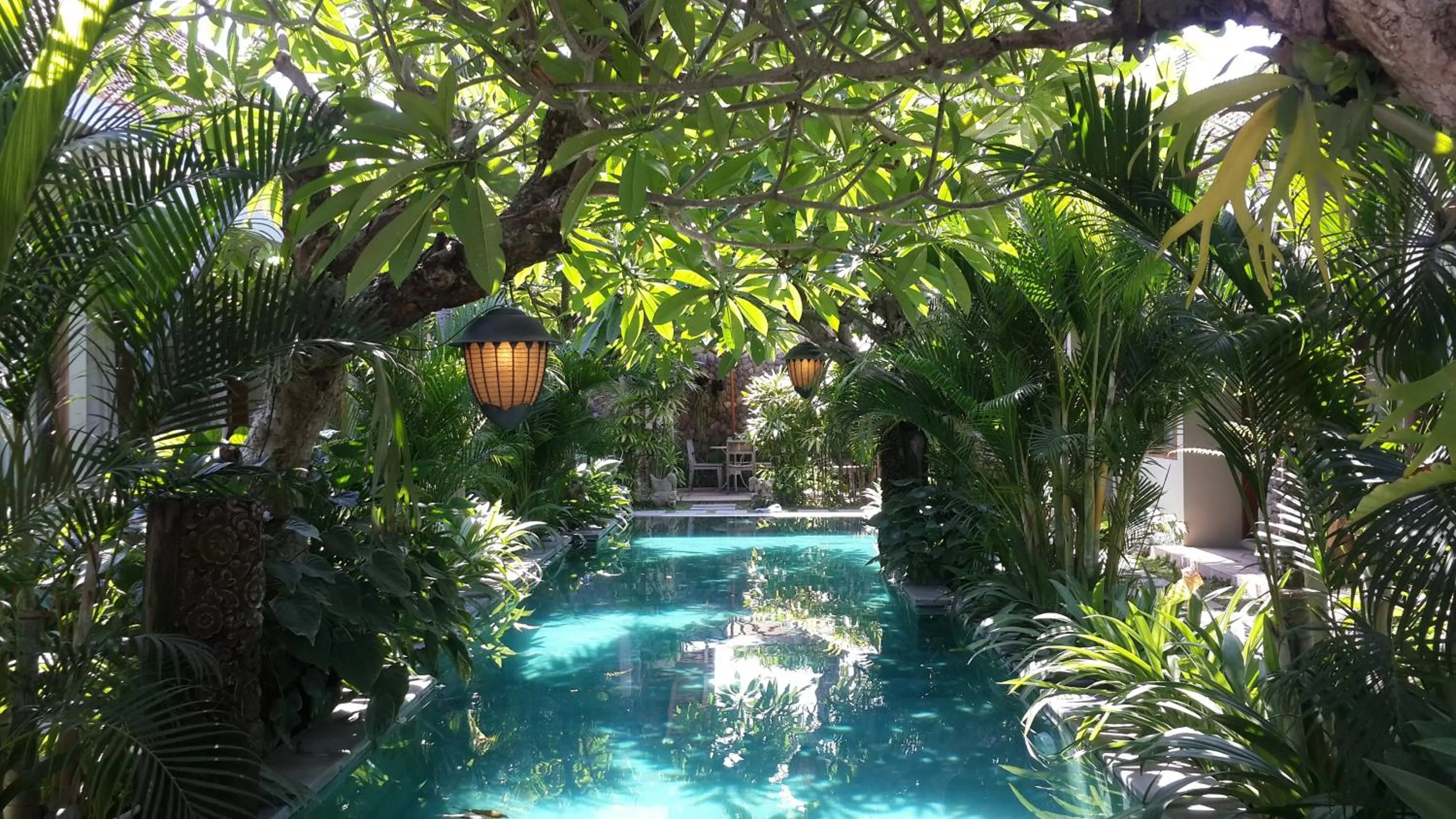 Swimming pool in Uma Karan