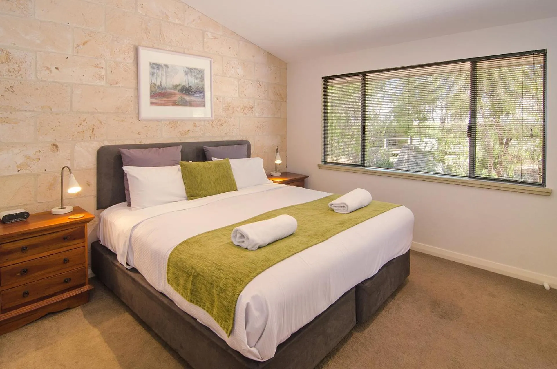 Bedroom, Bed in Acacia Chalets Margaret River