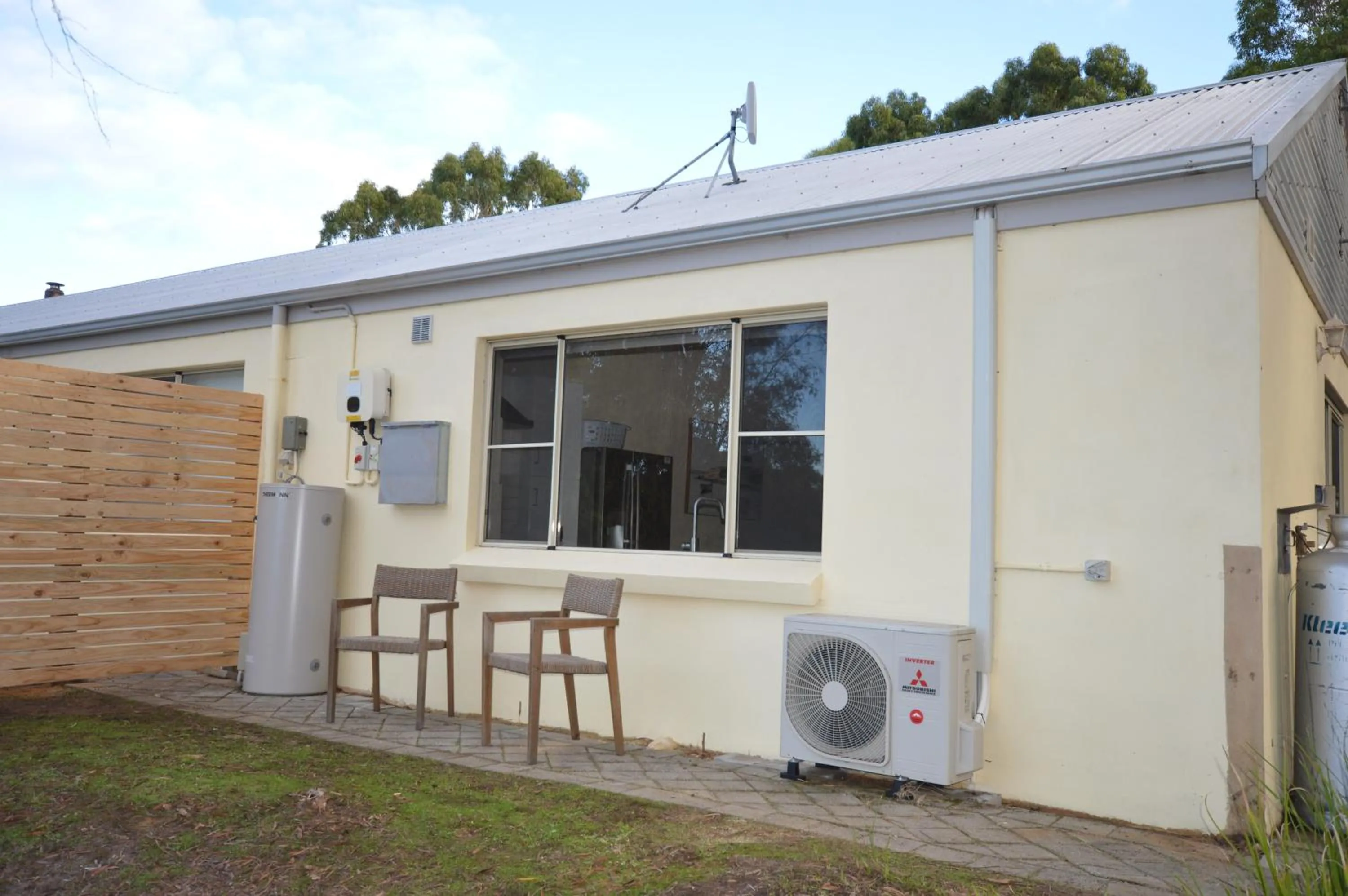 Property building in Acacia Chalets Margaret River