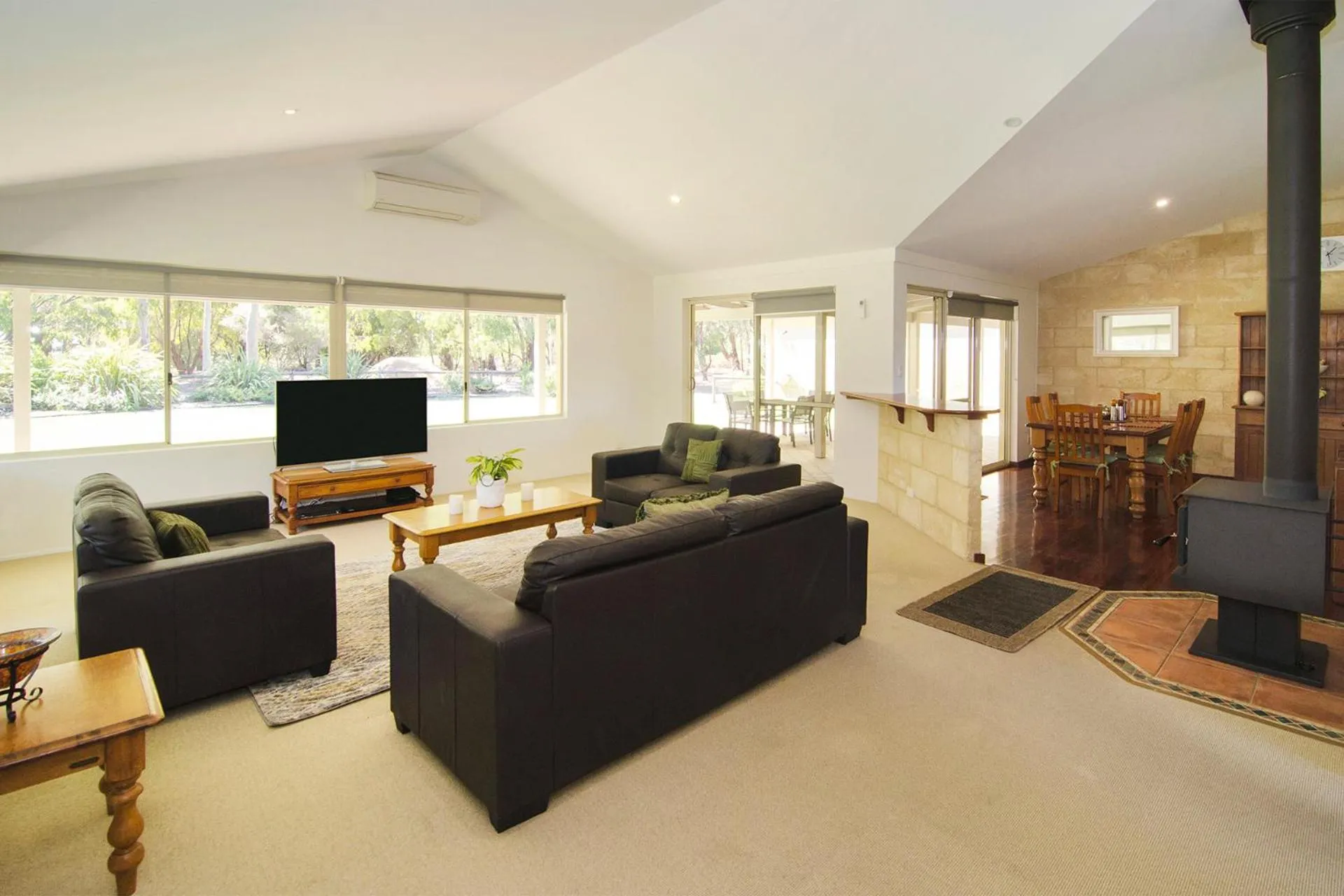 TV and multimedia in Acacia Chalets Margaret River