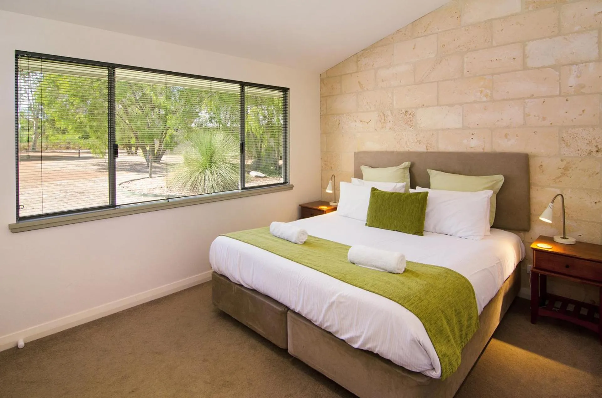 Bedroom, Bed in Acacia Chalets Margaret River