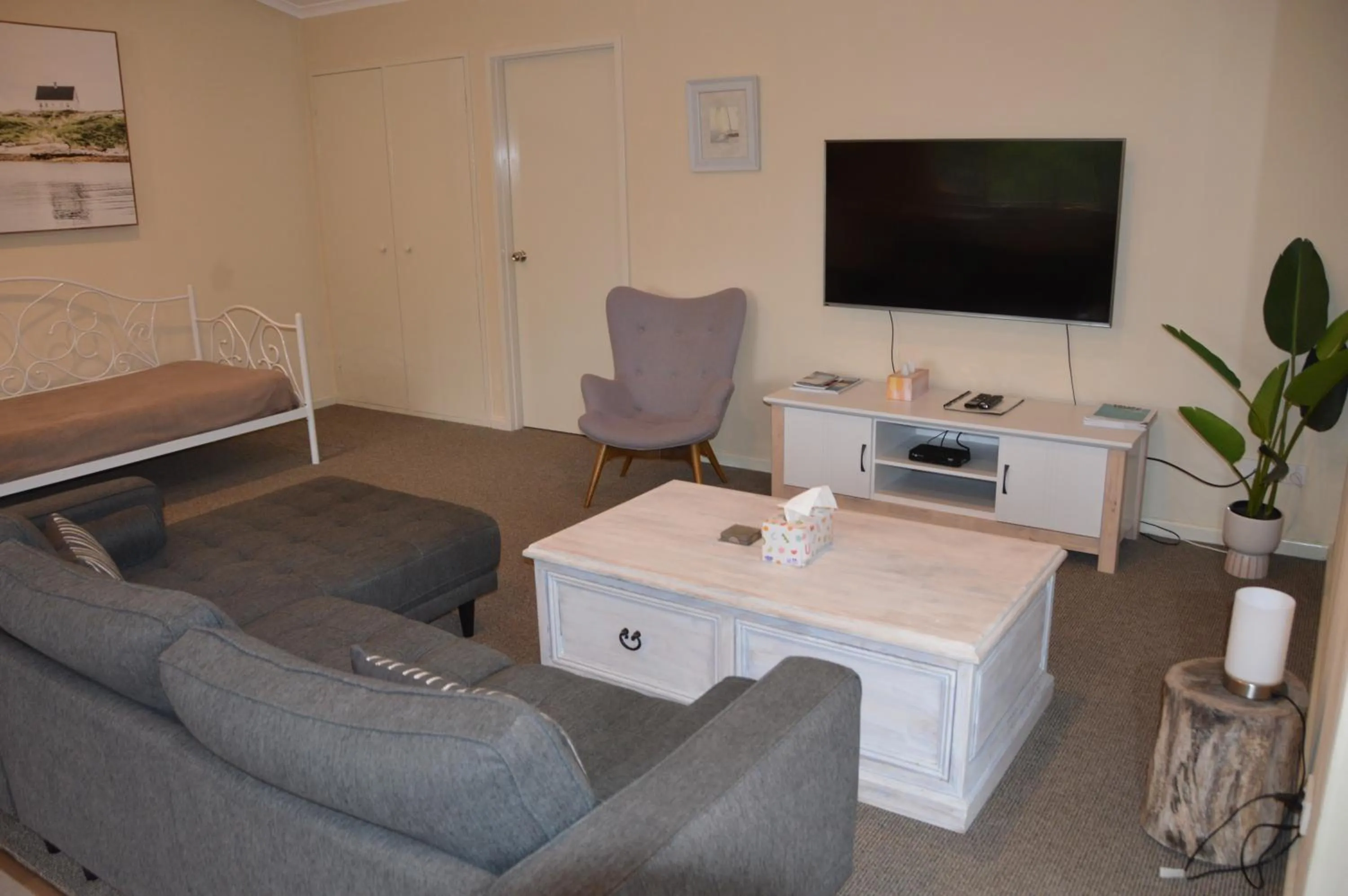 Living room in Acacia Chalets Margaret River