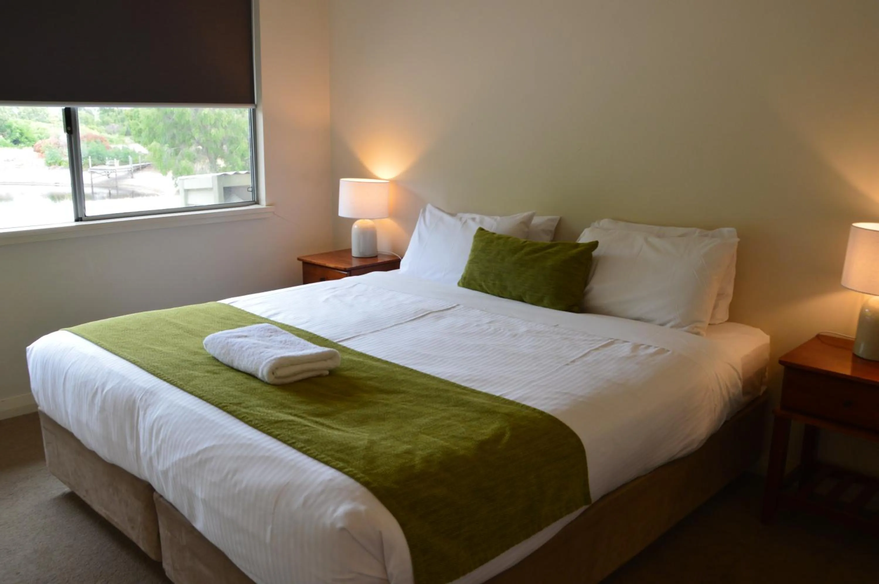 Bedroom, Bed in Acacia Chalets Margaret River