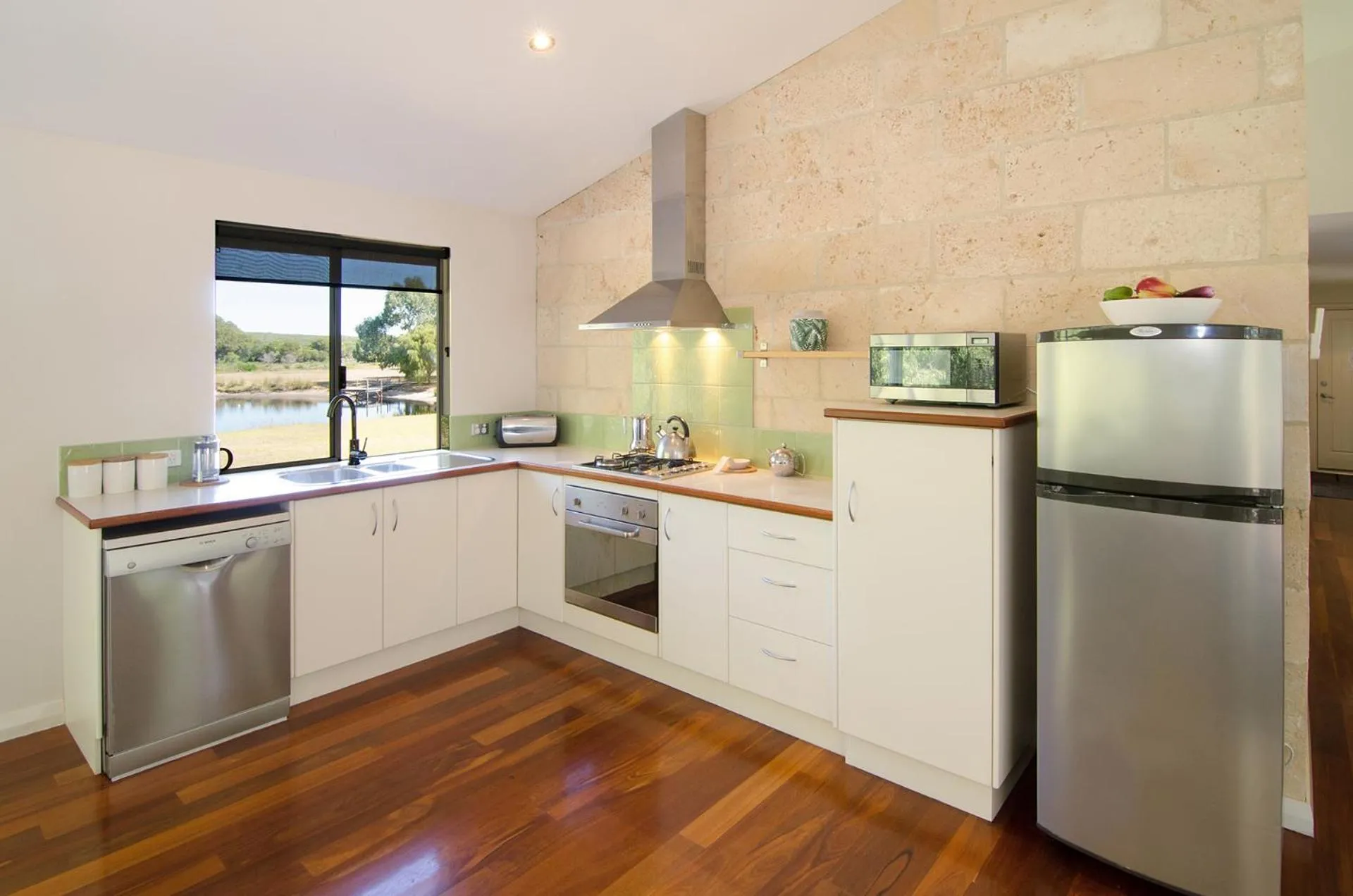 Kitchen or kitchenette in Acacia Chalets Margaret River