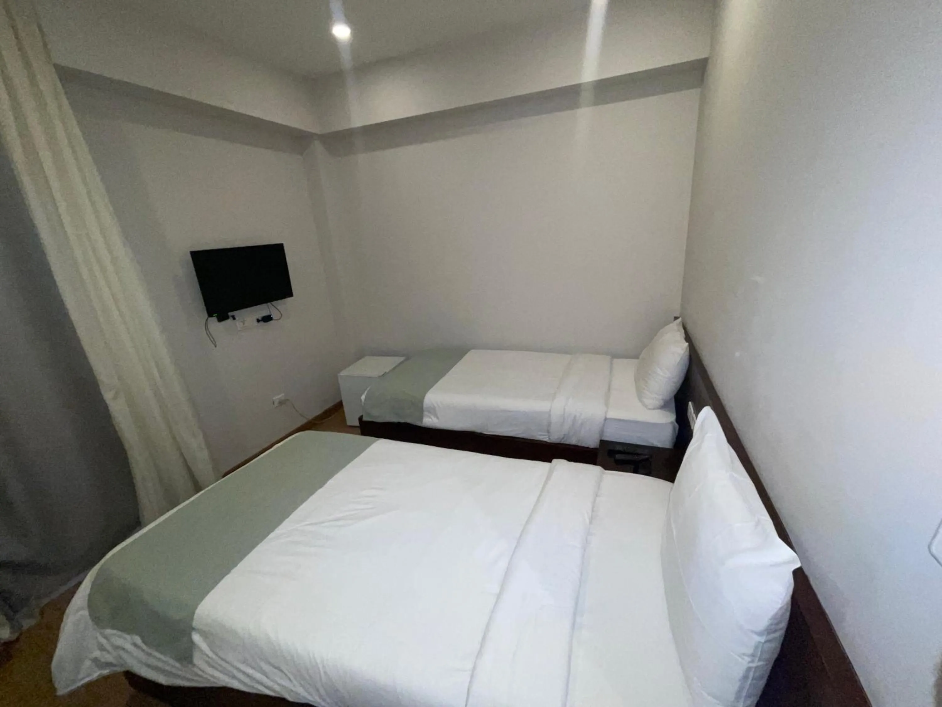 Bed in Elysees Hotel Tahrir Square