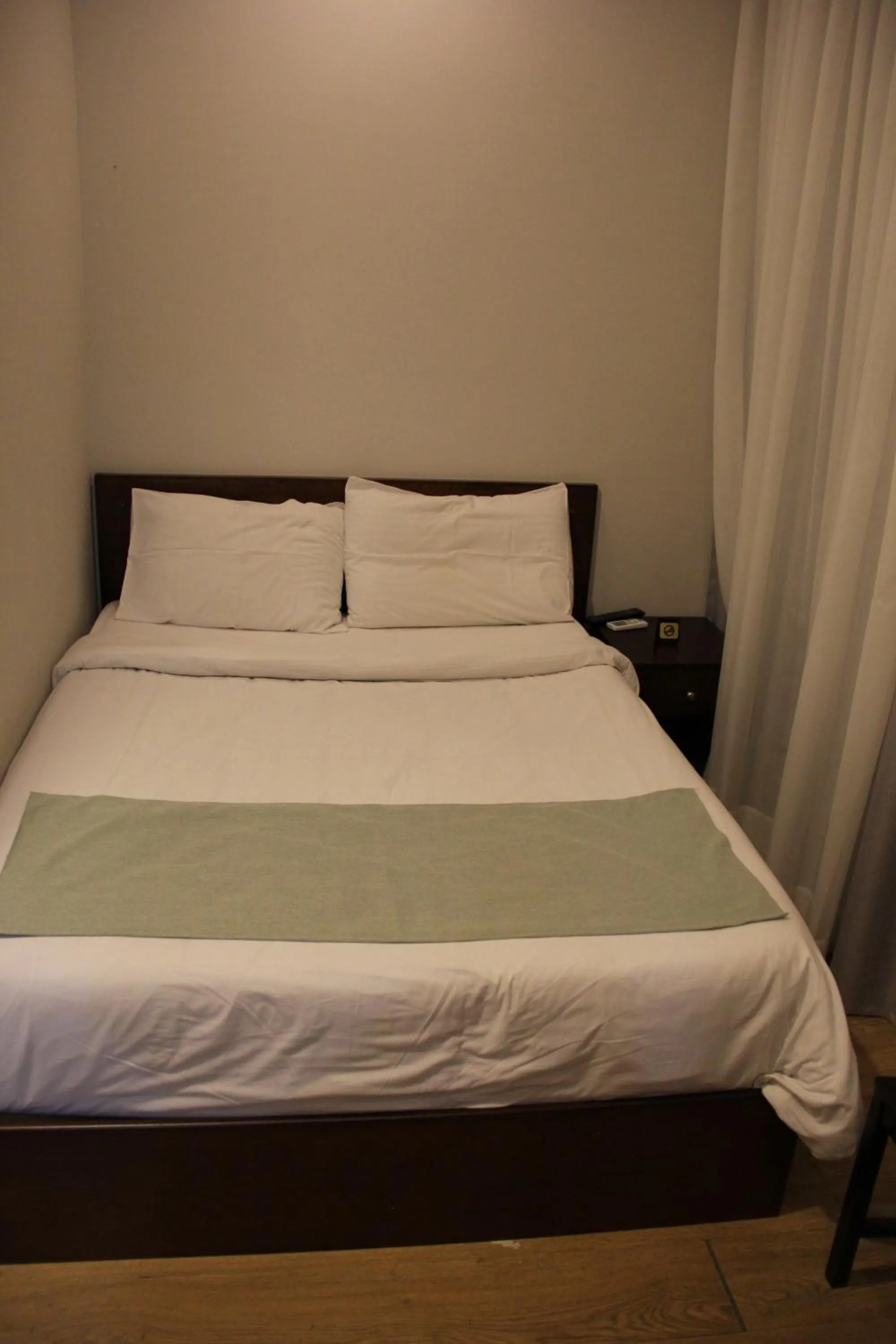 Bed in Elysees Hotel Tahrir Square