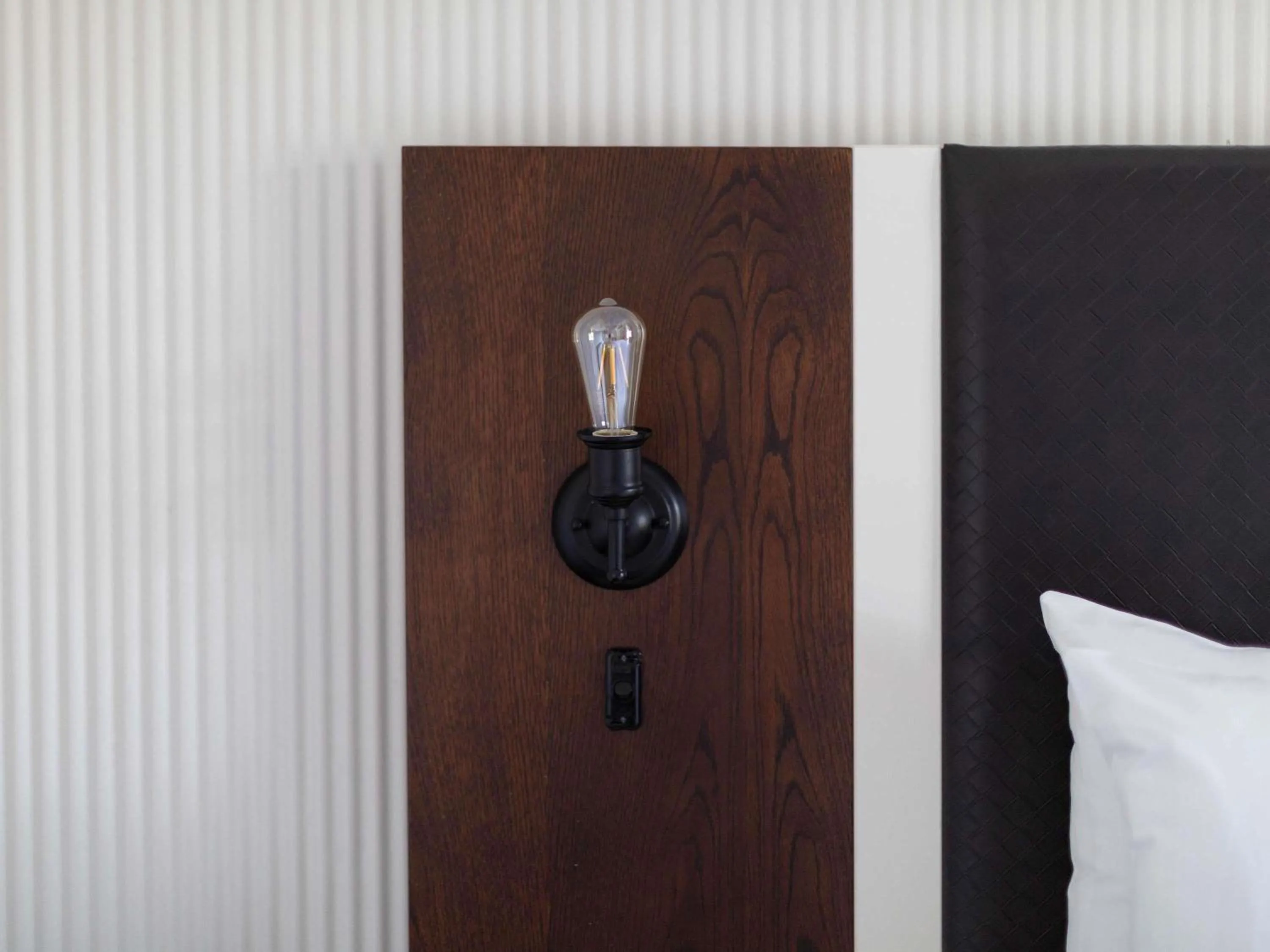 Bedroom, Bed in Q Station