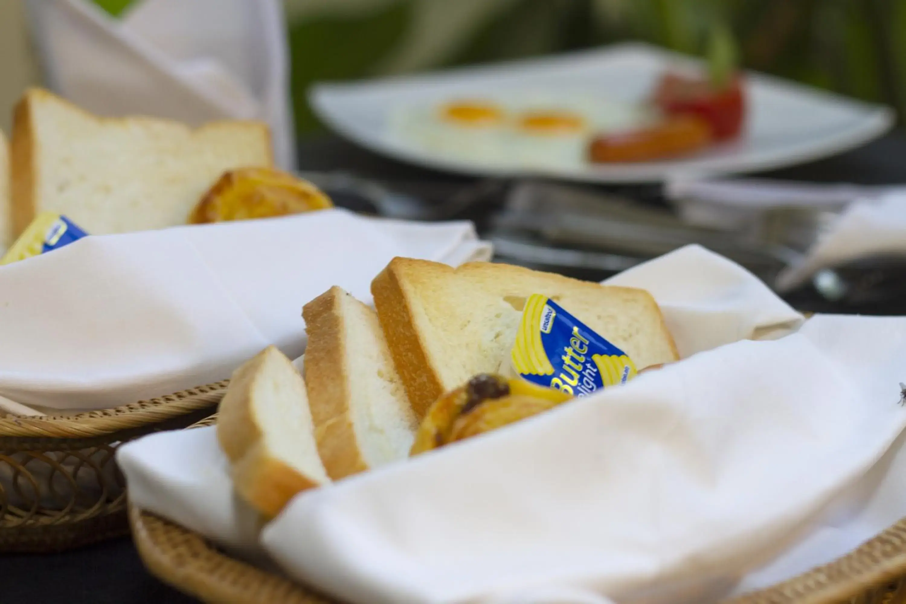 Restaurant/places to eat in Apsara Centrepole Hotel Restaurant/places to eat in Apsara Centrepole Hotel