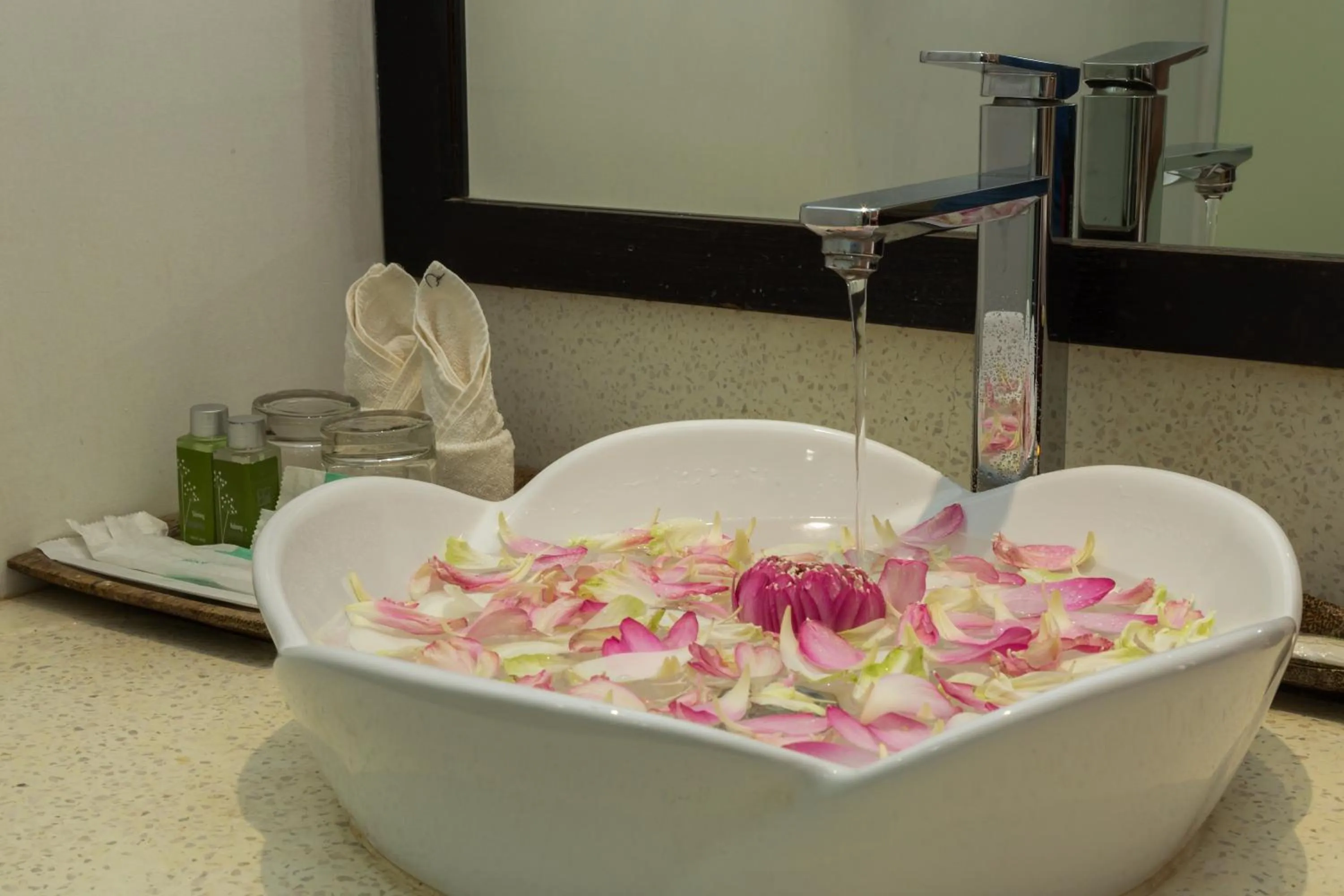 Bathroom in Apsara Centrepole Hotel