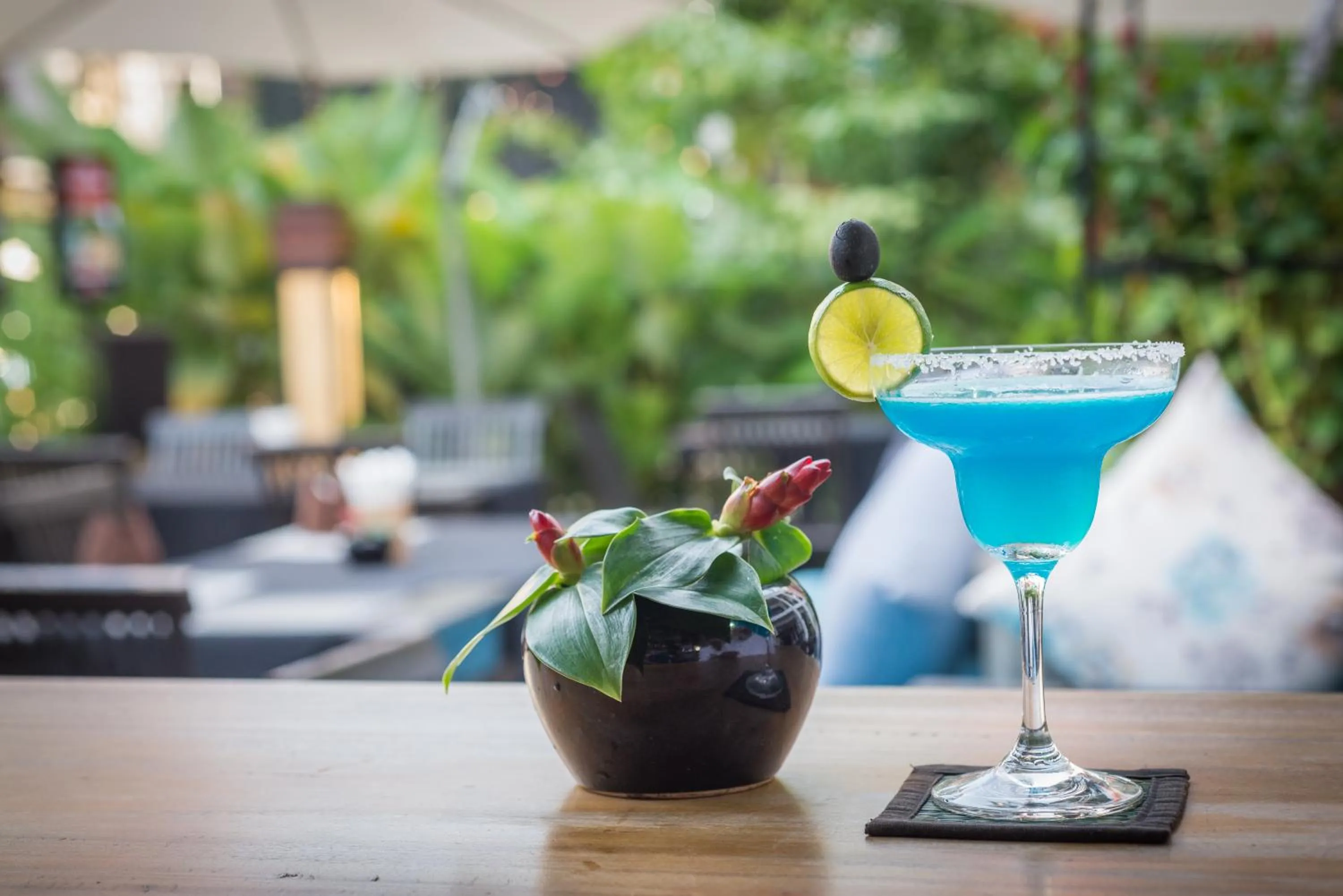 Alcoholic drinks in Apsara Centrepole Hotel