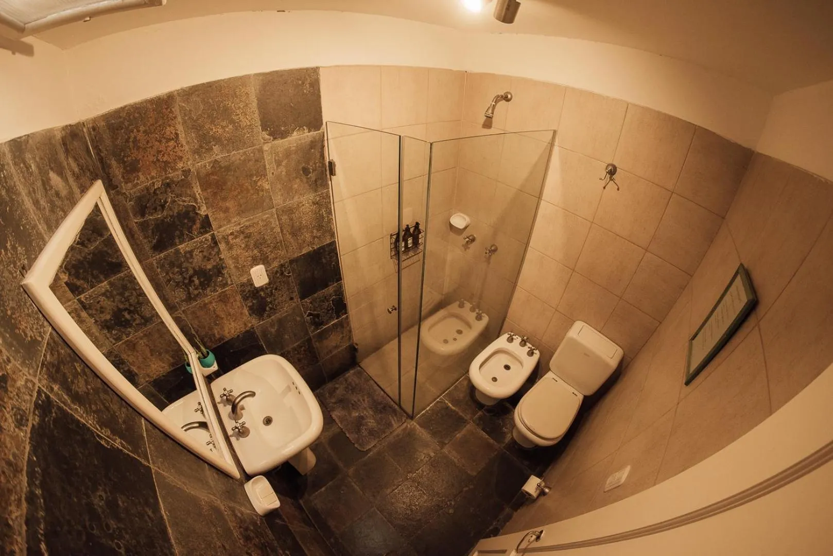 Bathroom in El Refugio Hotel