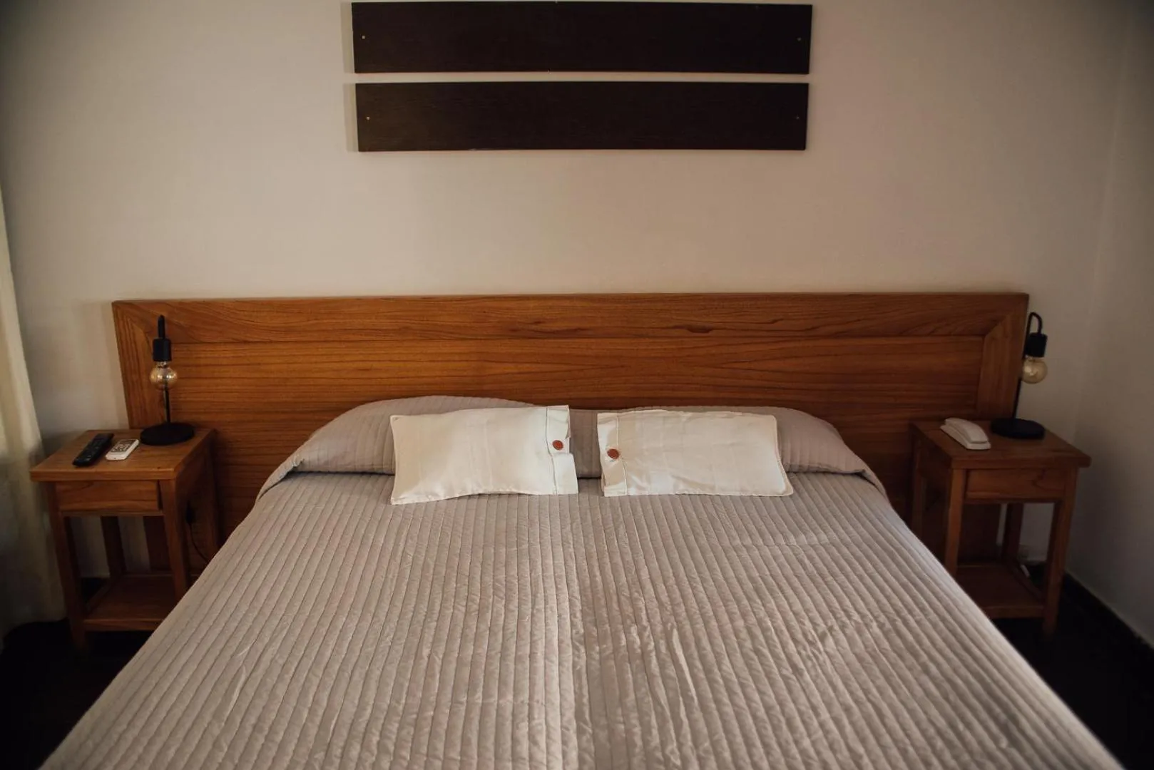 Bed in El Refugio Hotel