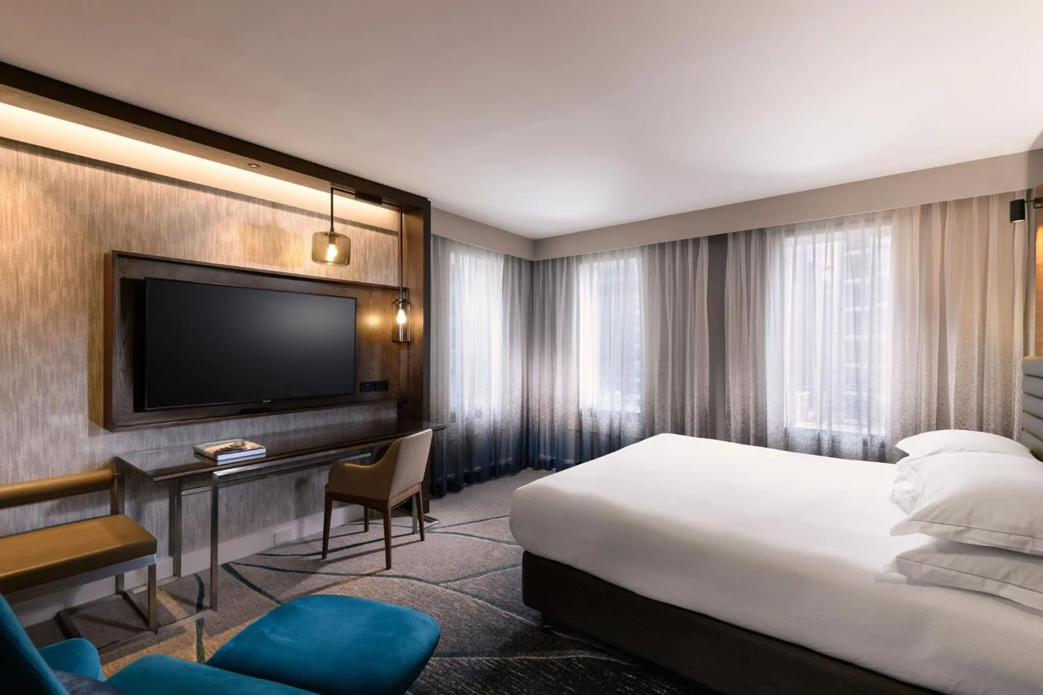 Bed in Hilton Sydney