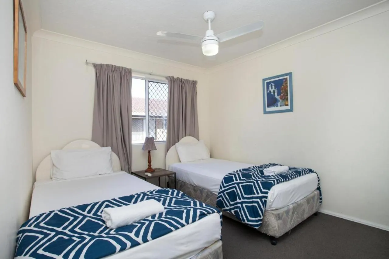 Bed in Surfers Tradewinds