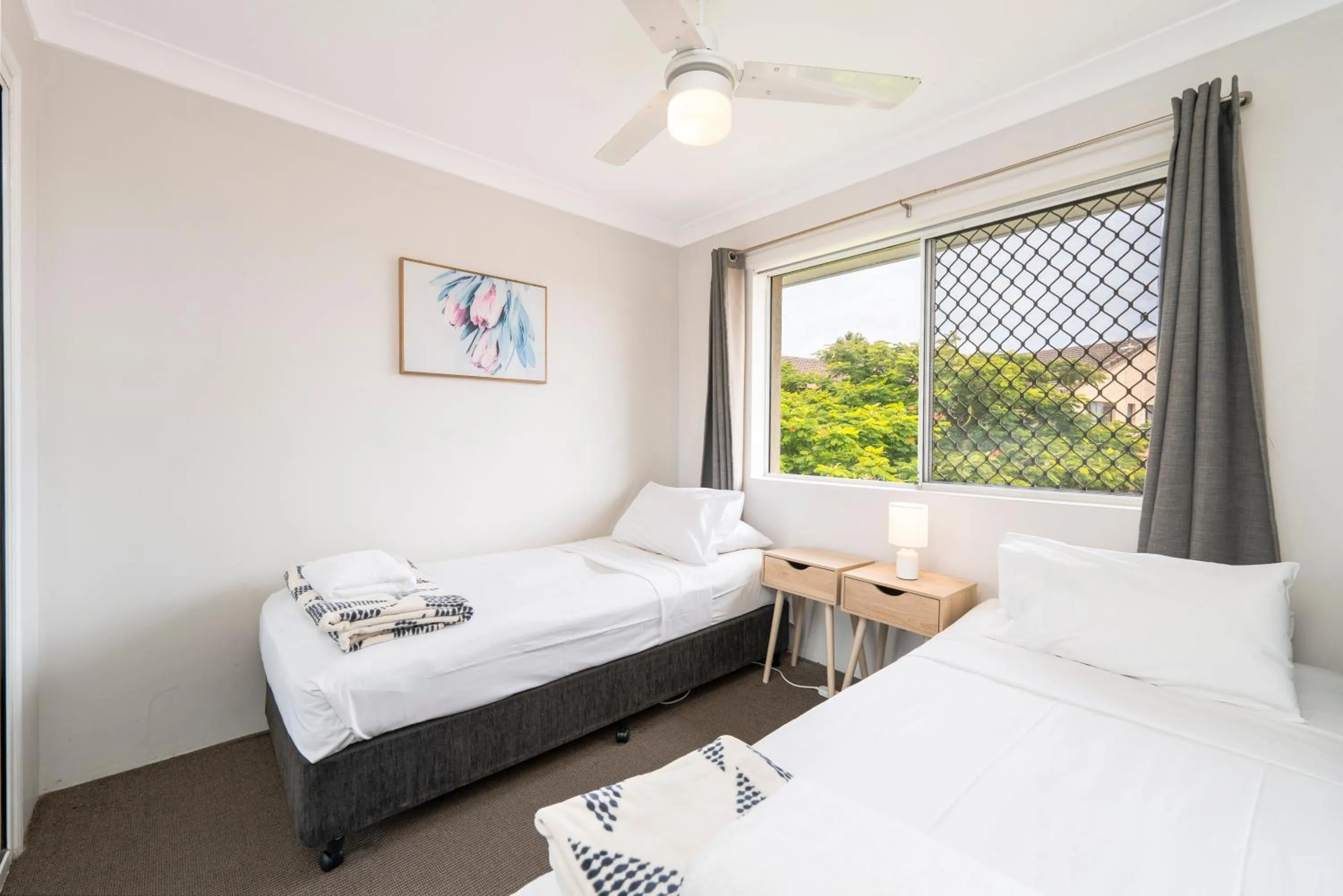 Bed in Surfers Tradewinds