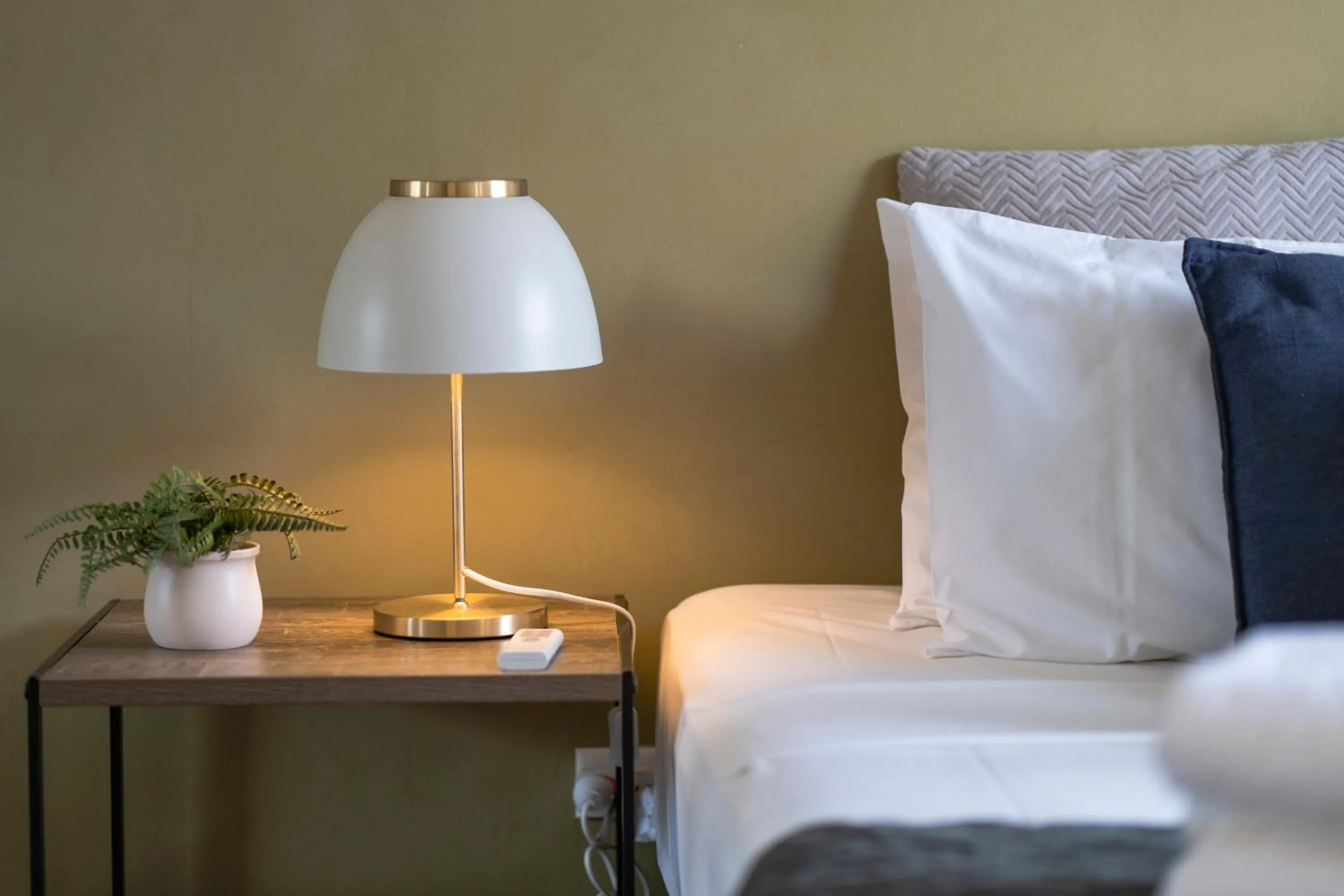 Bed in Surfers Tradewinds