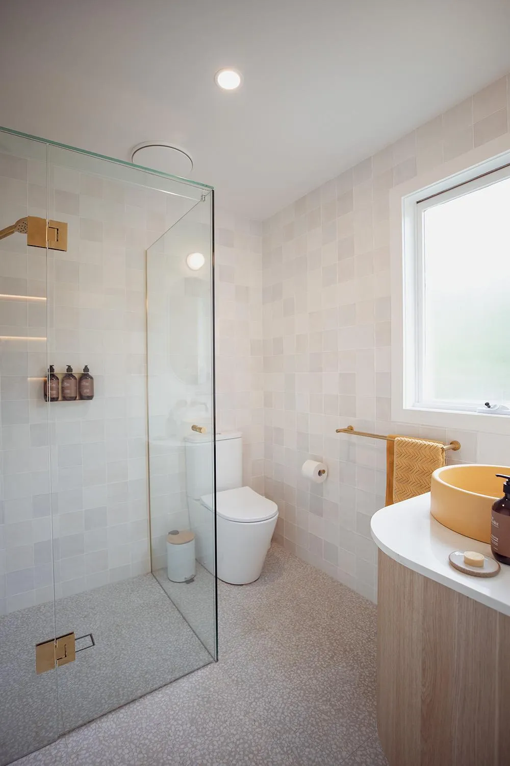 Shower in Sunnymead Hotel