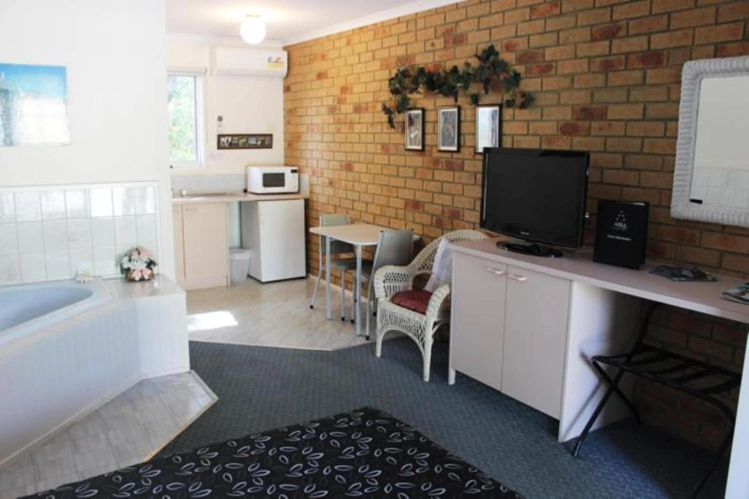 Decorative detail in The Balnarring Motel