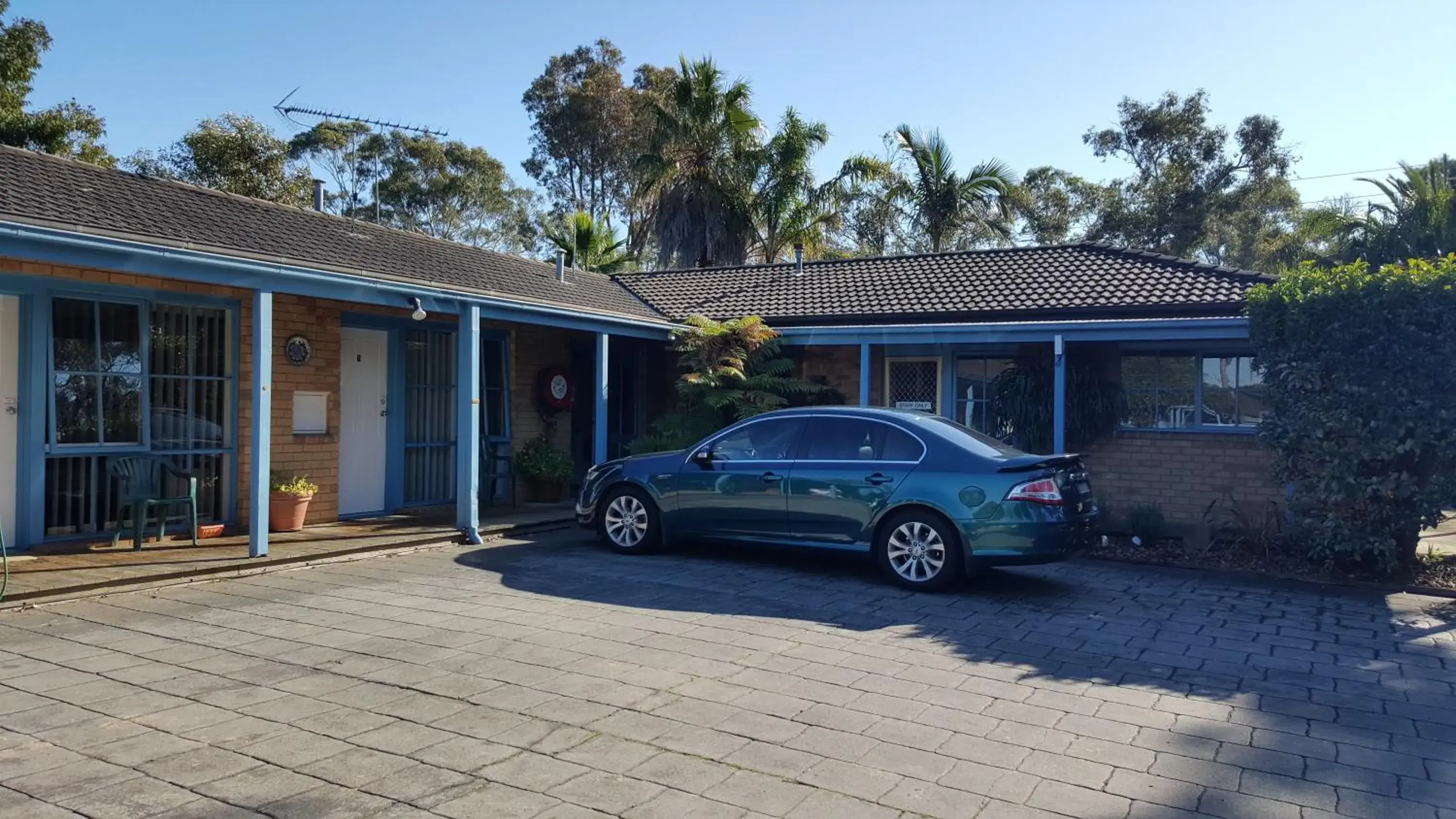 Property building in The Balnarring Motel Property building in The Balnarring Motel