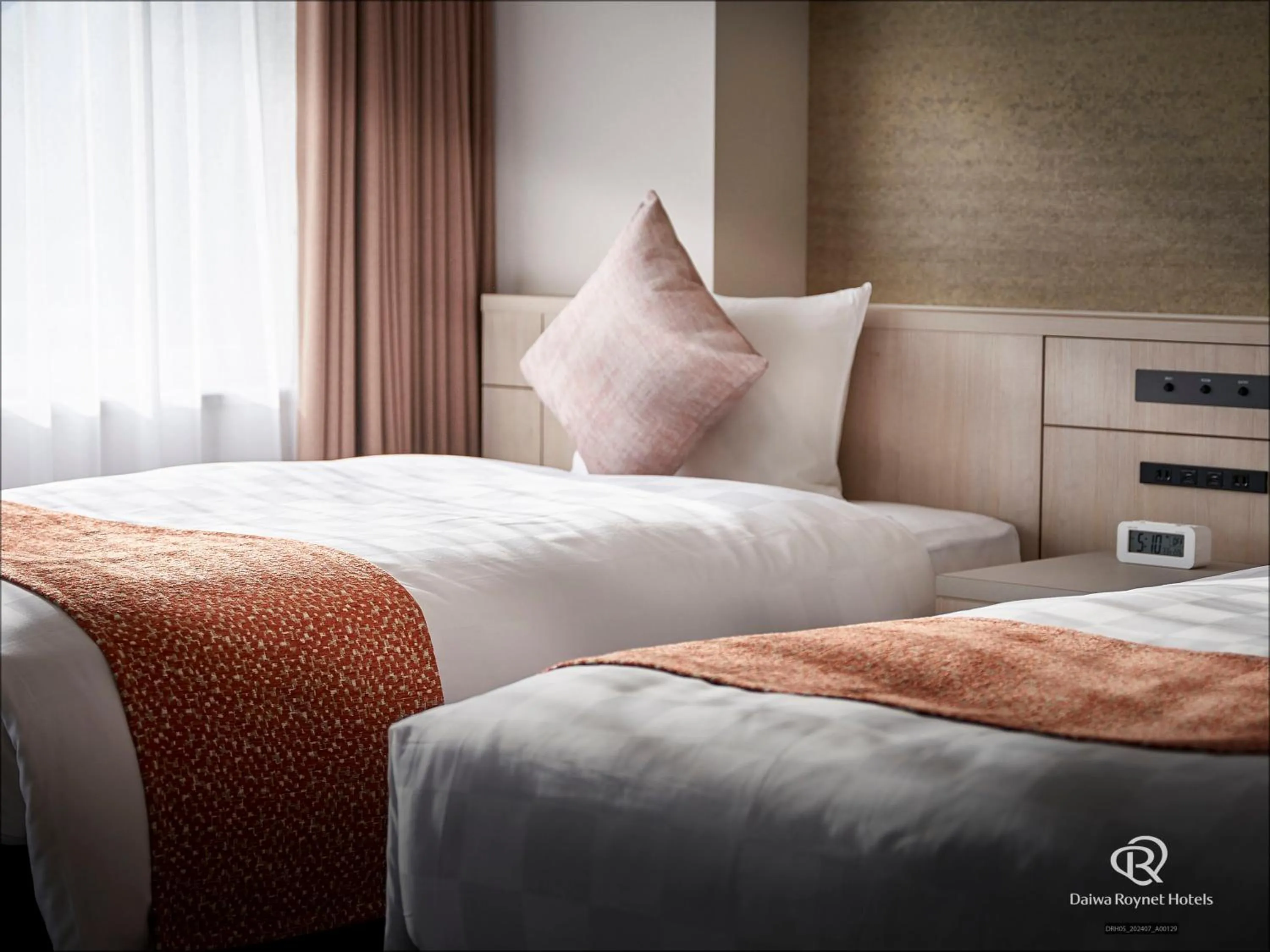 Bedroom, Bed in Daiwa Roynet Hotel Kyoto-Hachijoguchi