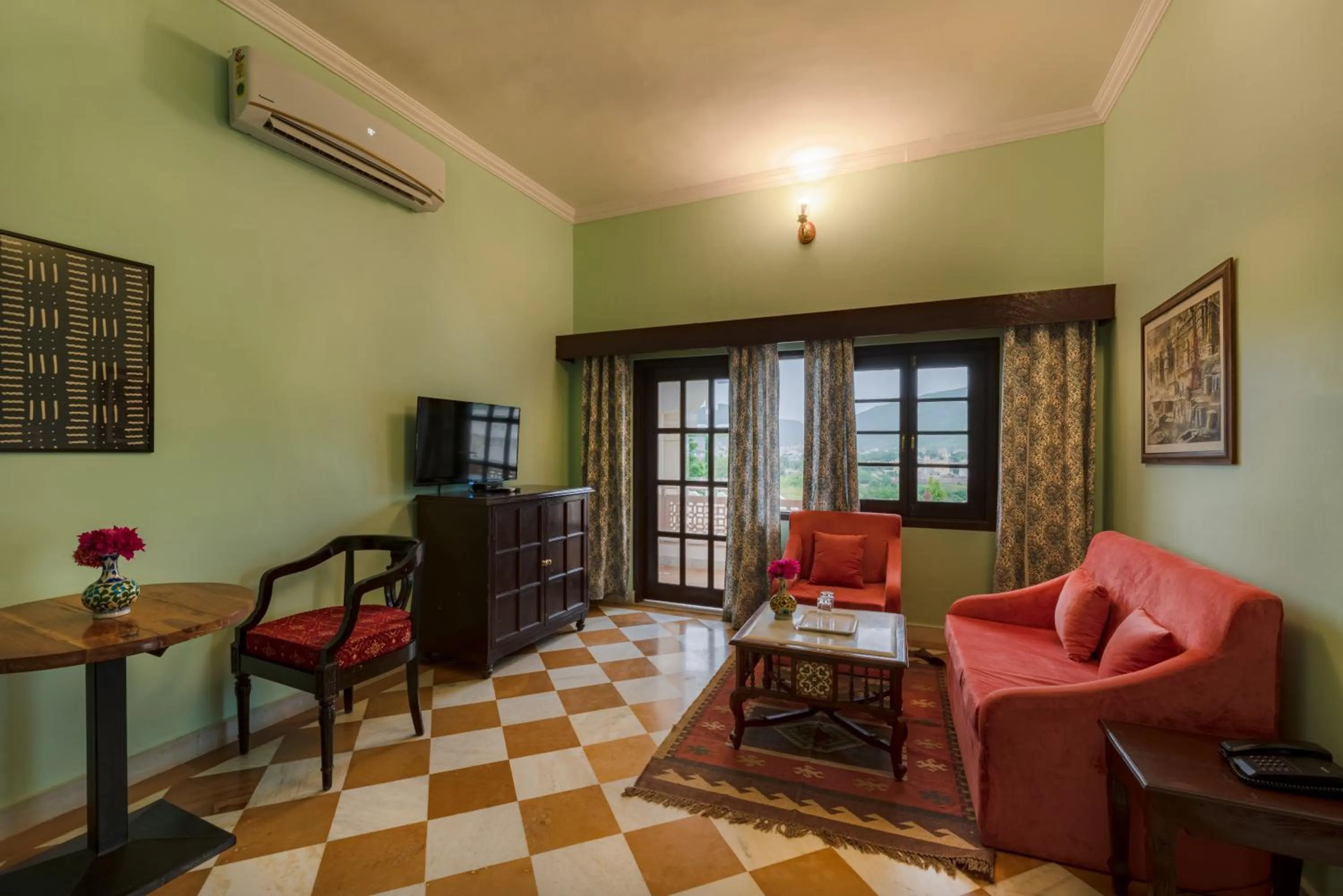 Gulaab Niwaas Palace