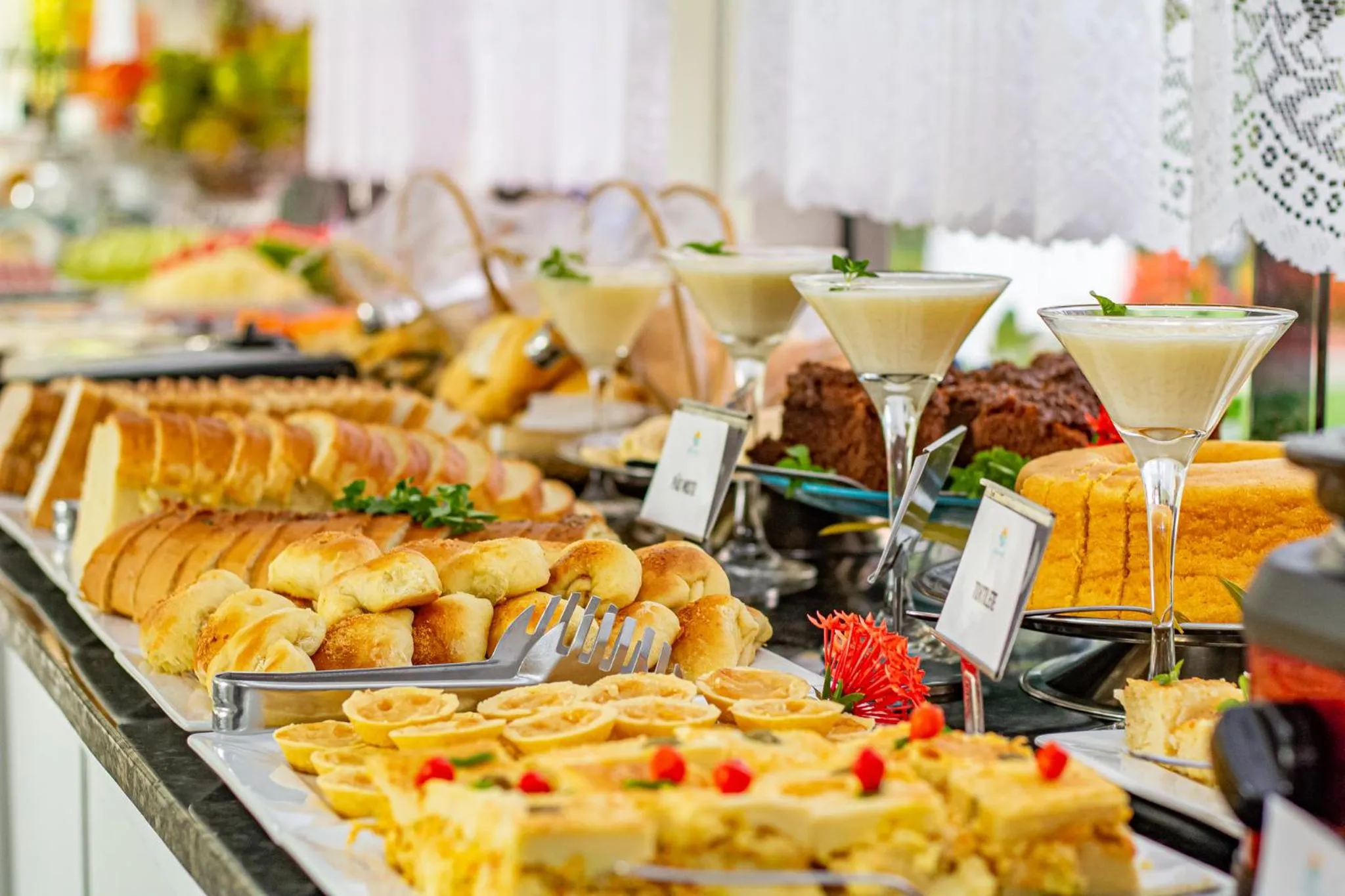 Buffet breakfast in Pousada Polymar