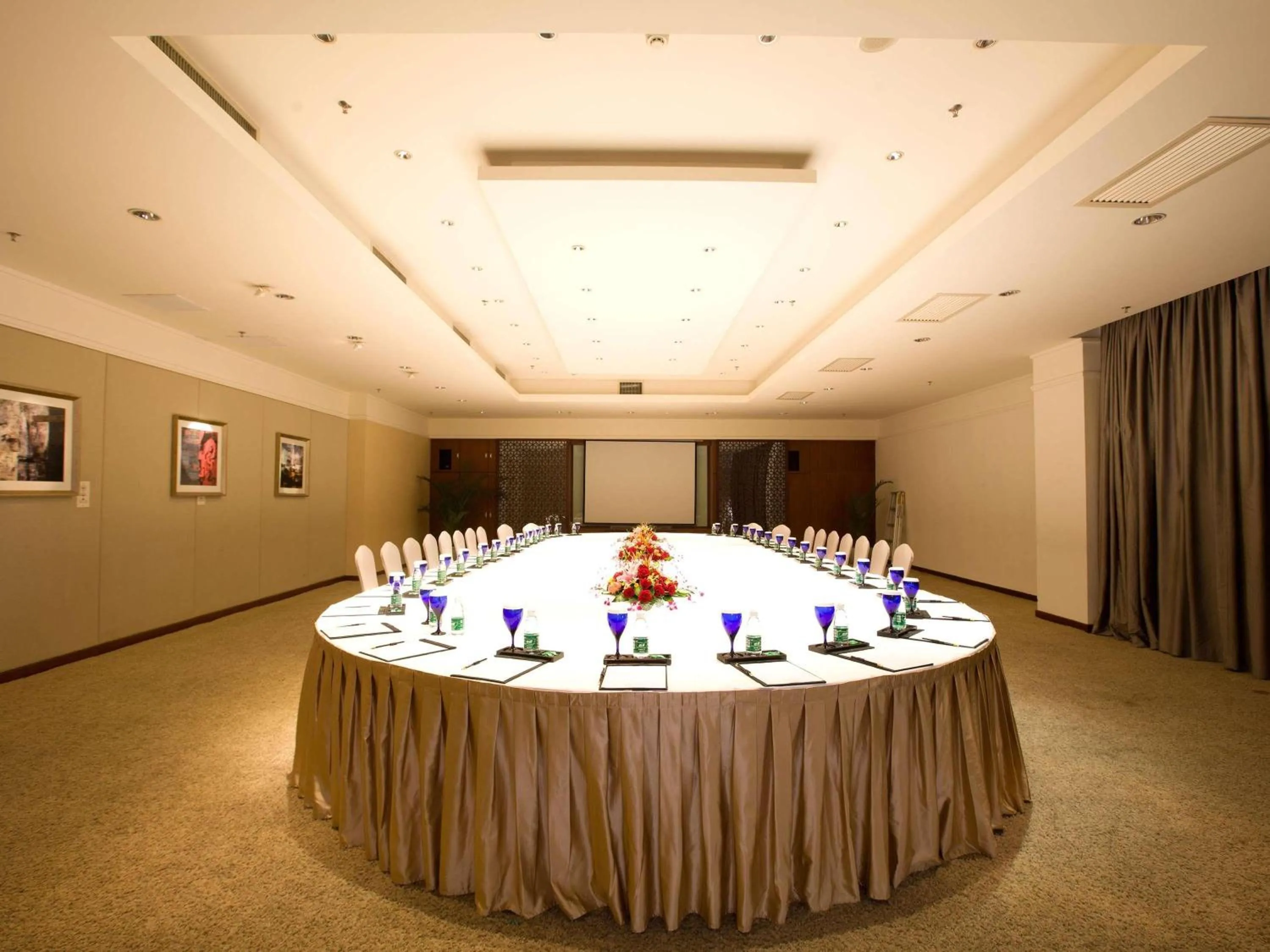 Meeting/conference room in Swissôtel & Spa Sanya Yalong Bay