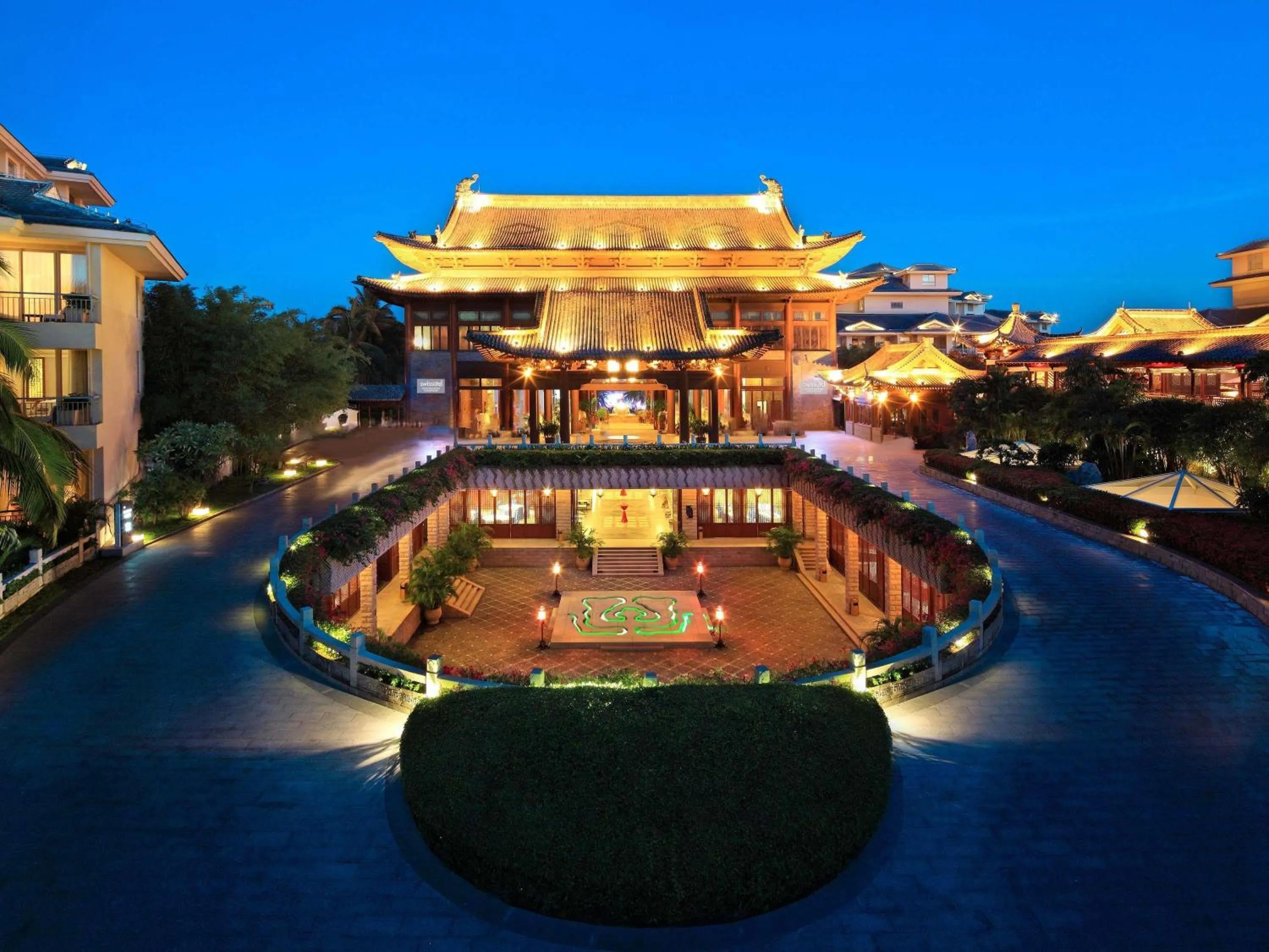 Property building in Swissôtel & Spa Sanya Yalong Bay