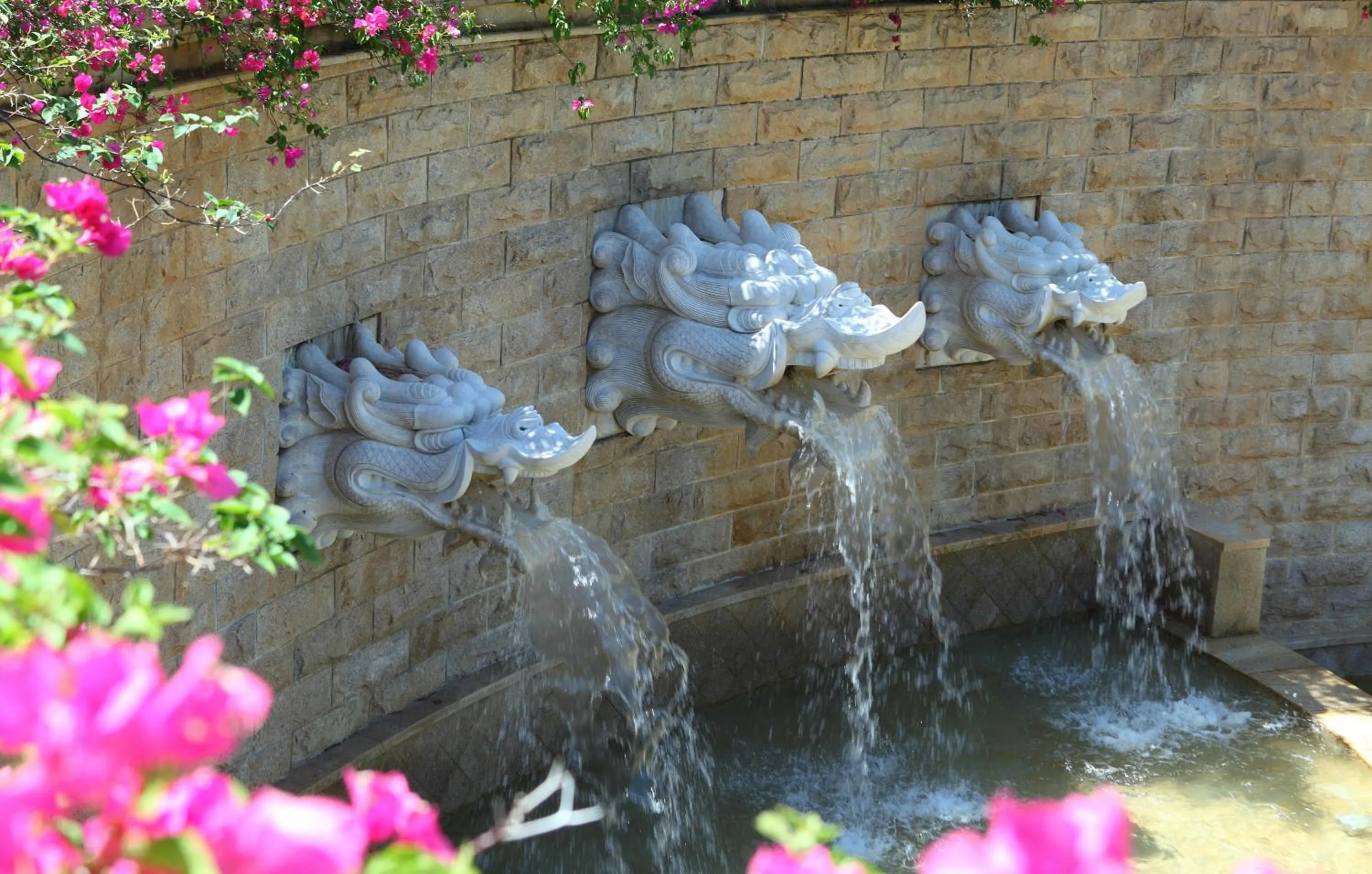 Property building in Swissôtel & Spa Sanya Yalong Bay