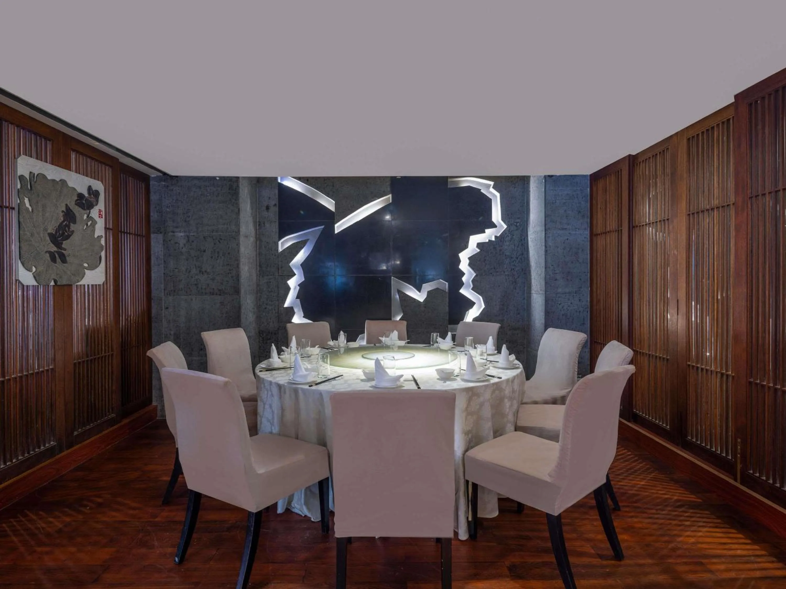 Restaurant/places to eat in Swissôtel & Spa Sanya Yalong Bay