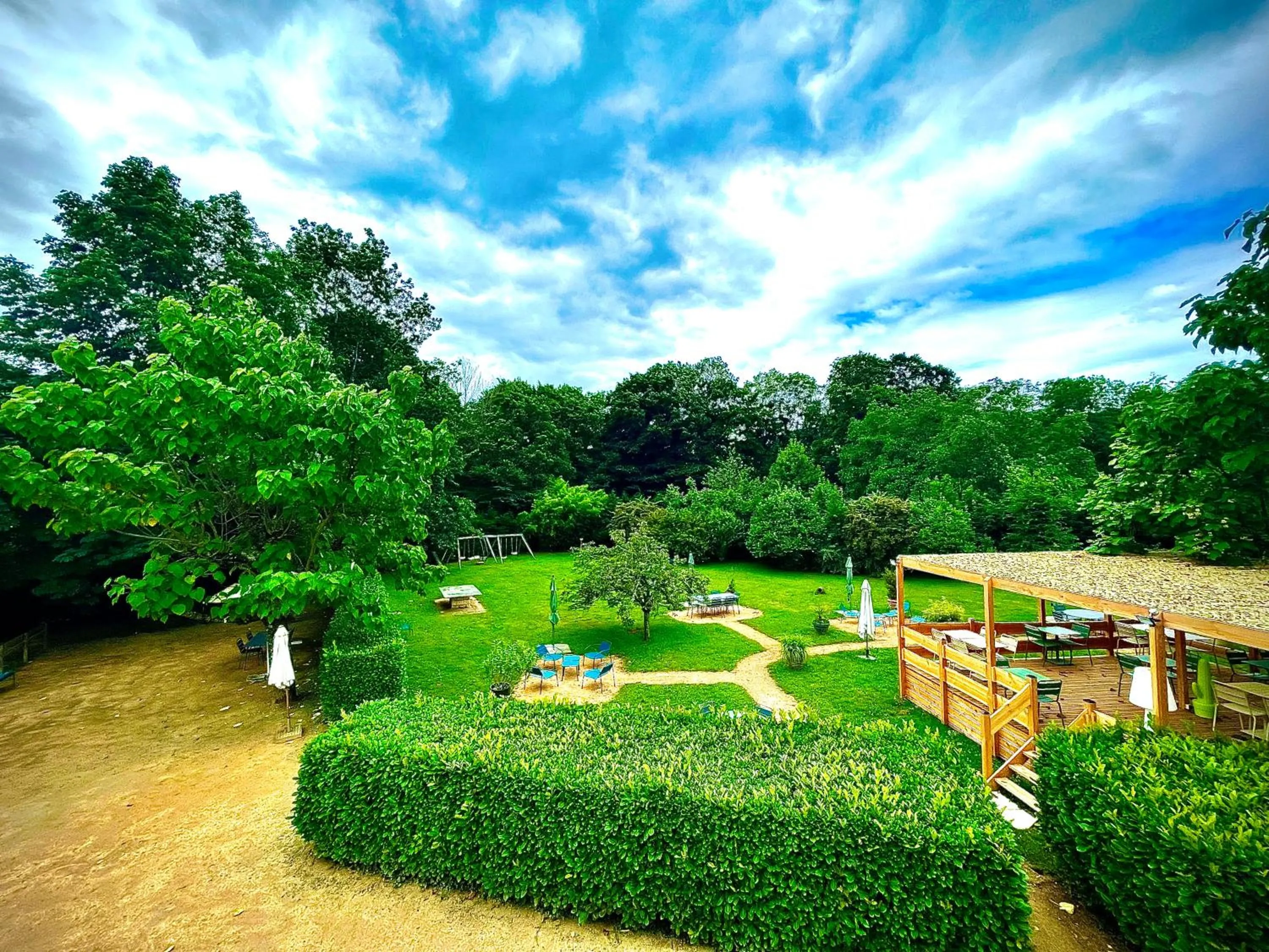 Garden in Le Mont Brouilly