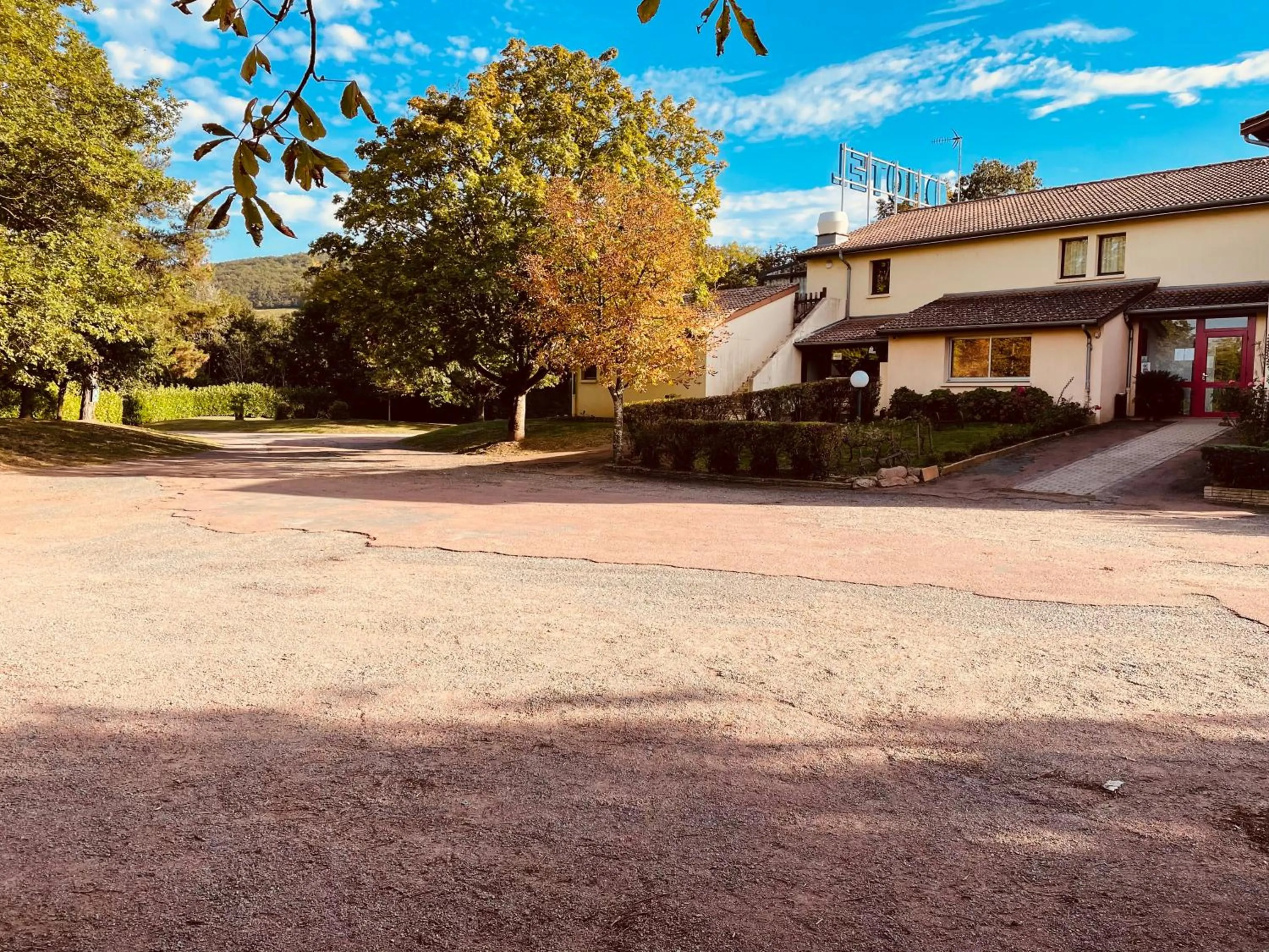 Property building in Le Mont Brouilly