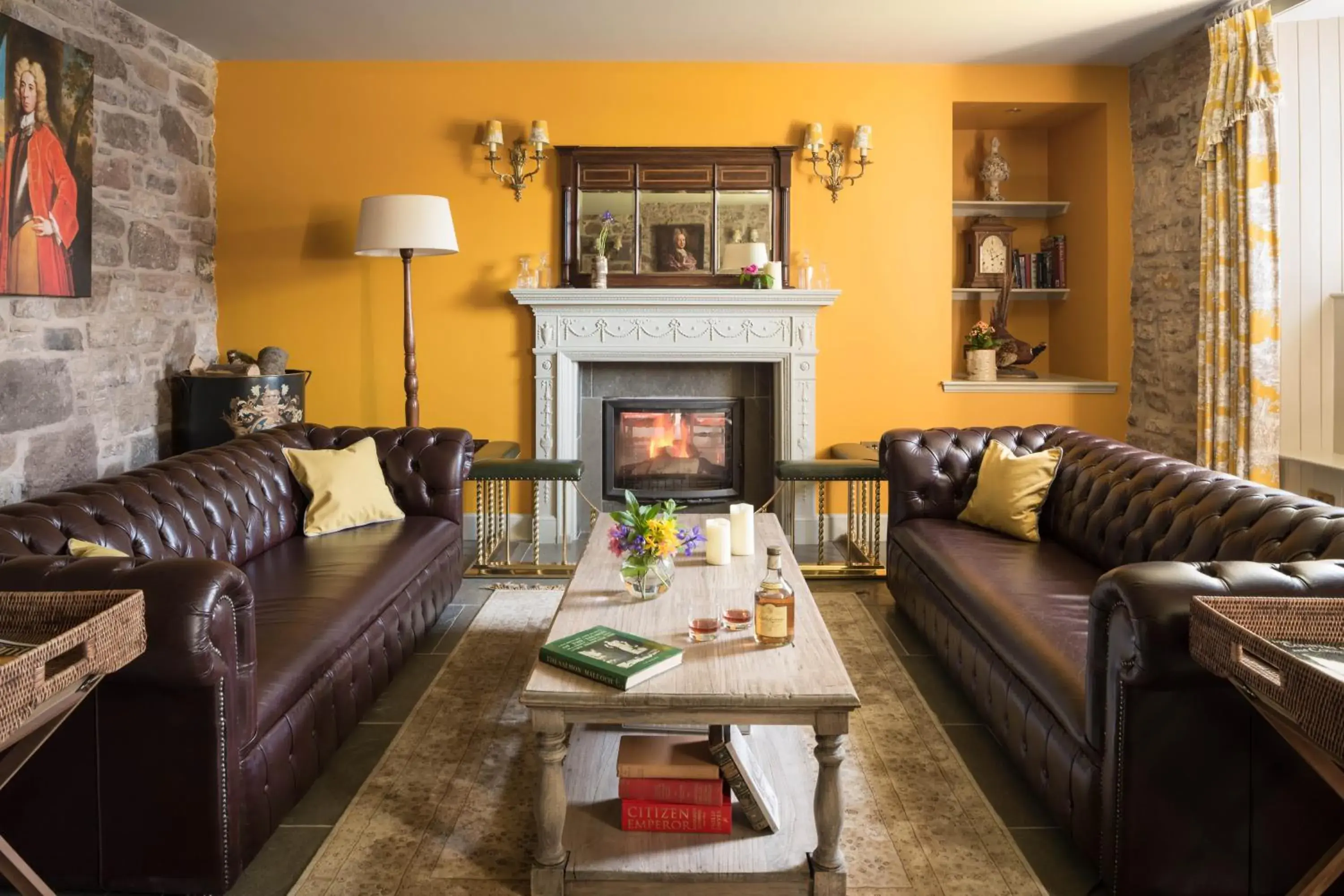 Living room in Meikleour Arms Hotel & Restaurant Living room in Meikleour Arms Hotel & Restaurant