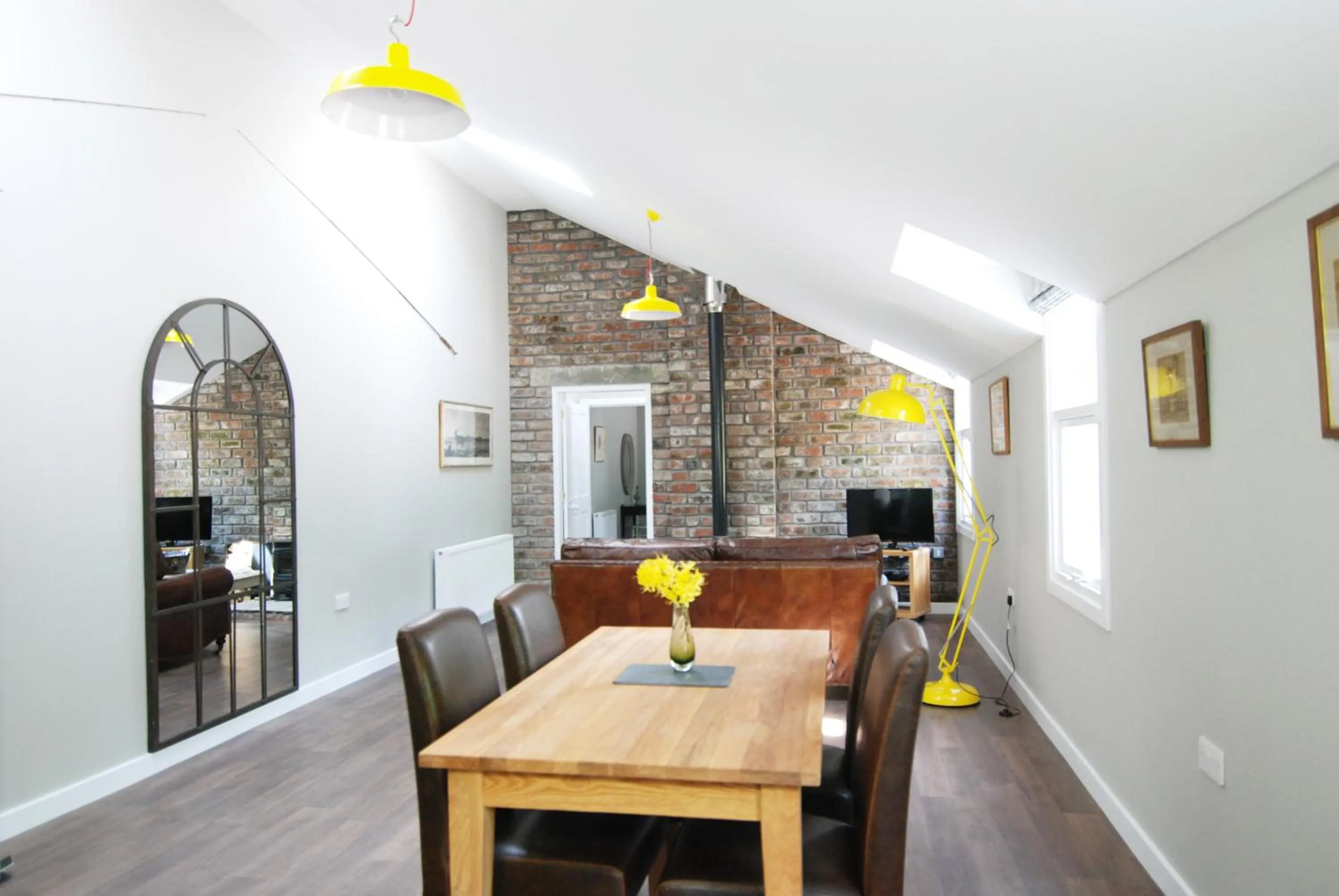 Living room in Meikleour Arms Hotel & Restaurant