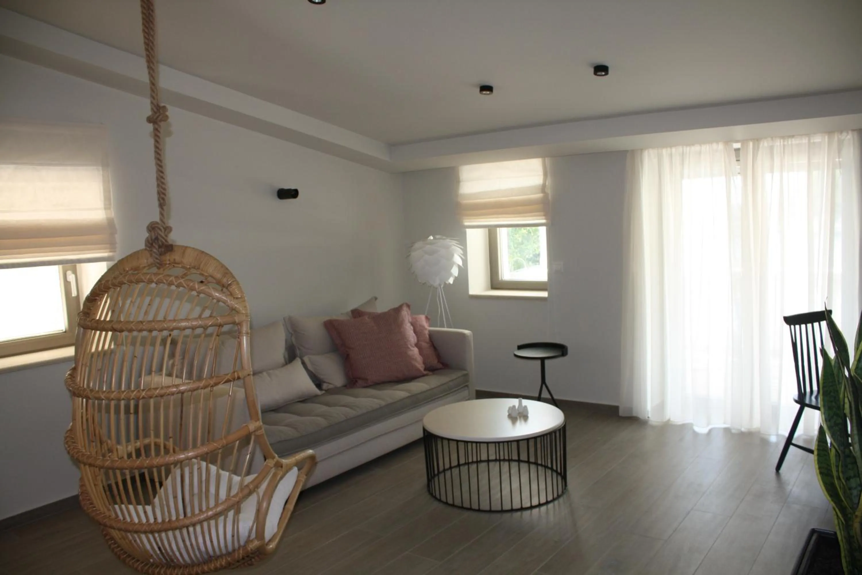 Anemolia Parga Suites